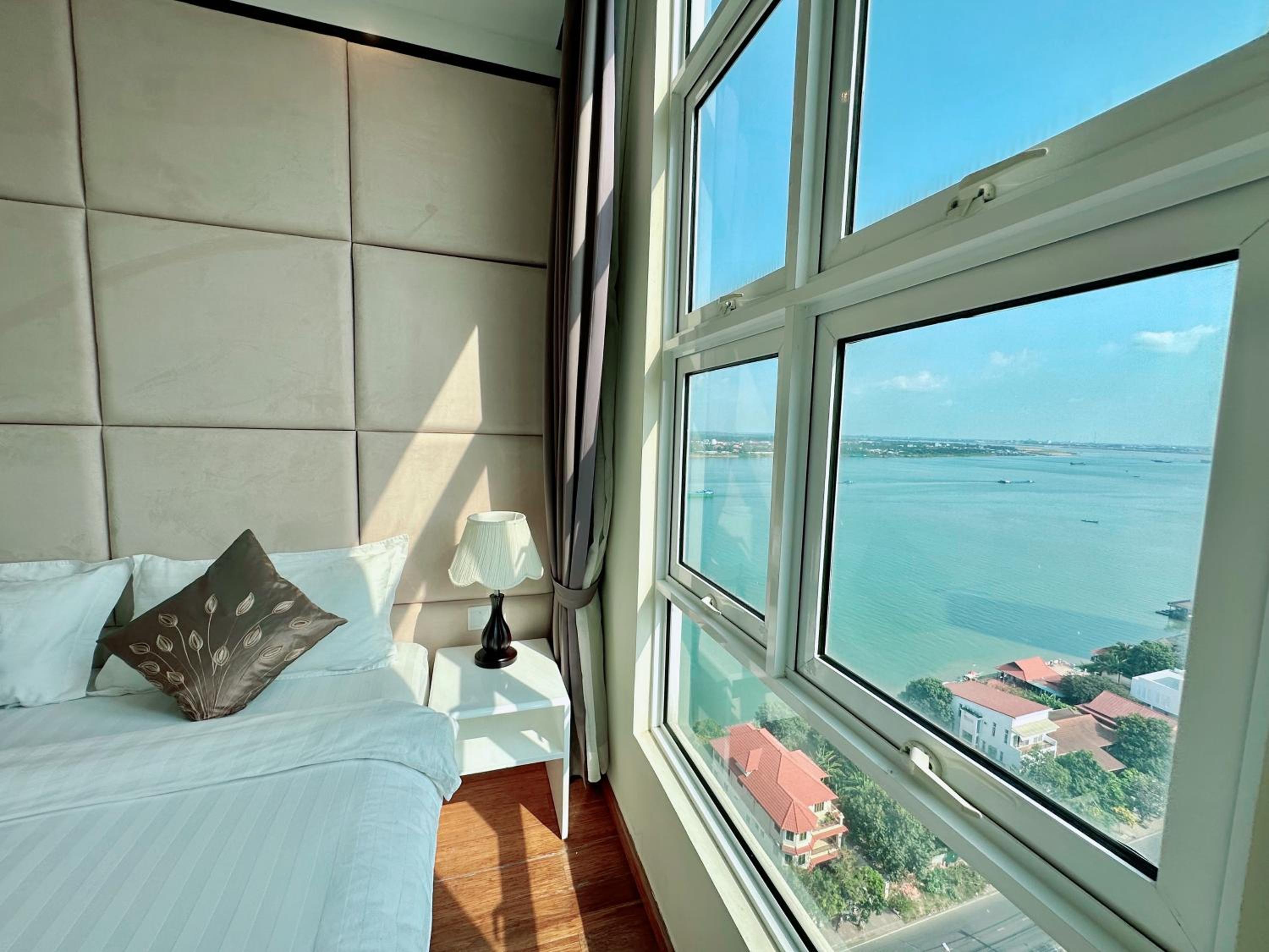 Infinity 28 Hotel and Residence