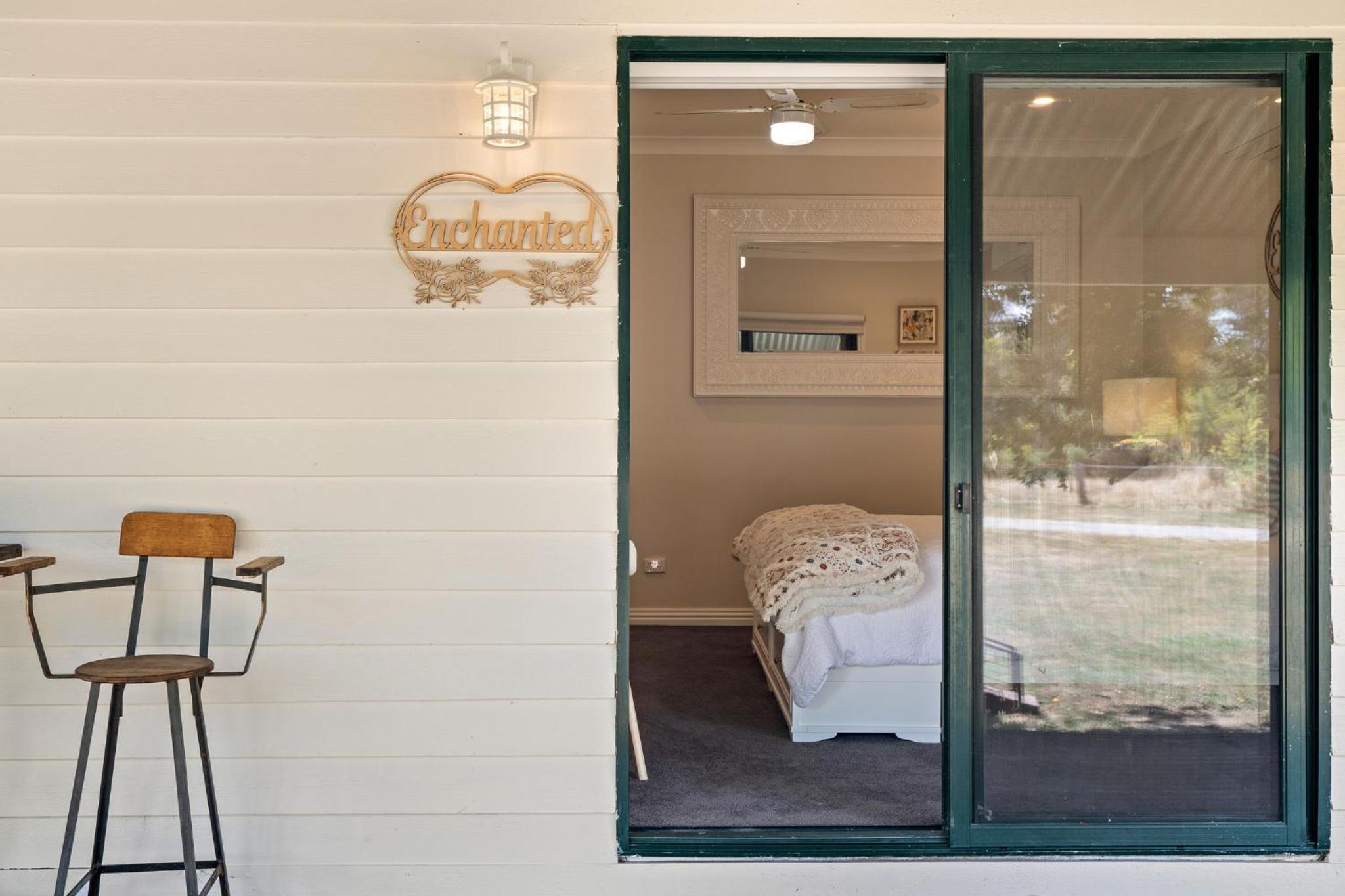 Tell Tales Bed & Breakfast