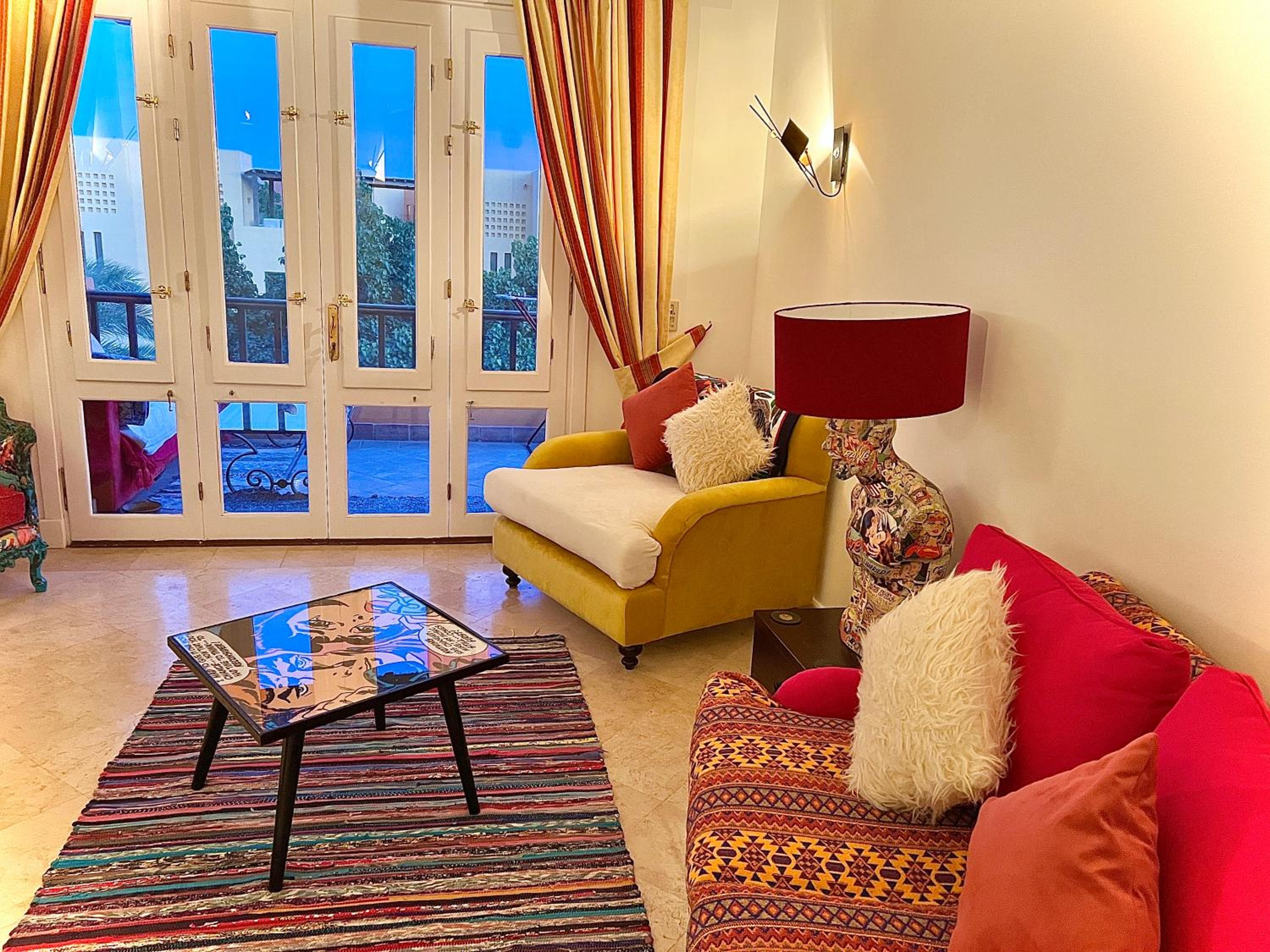 lounge