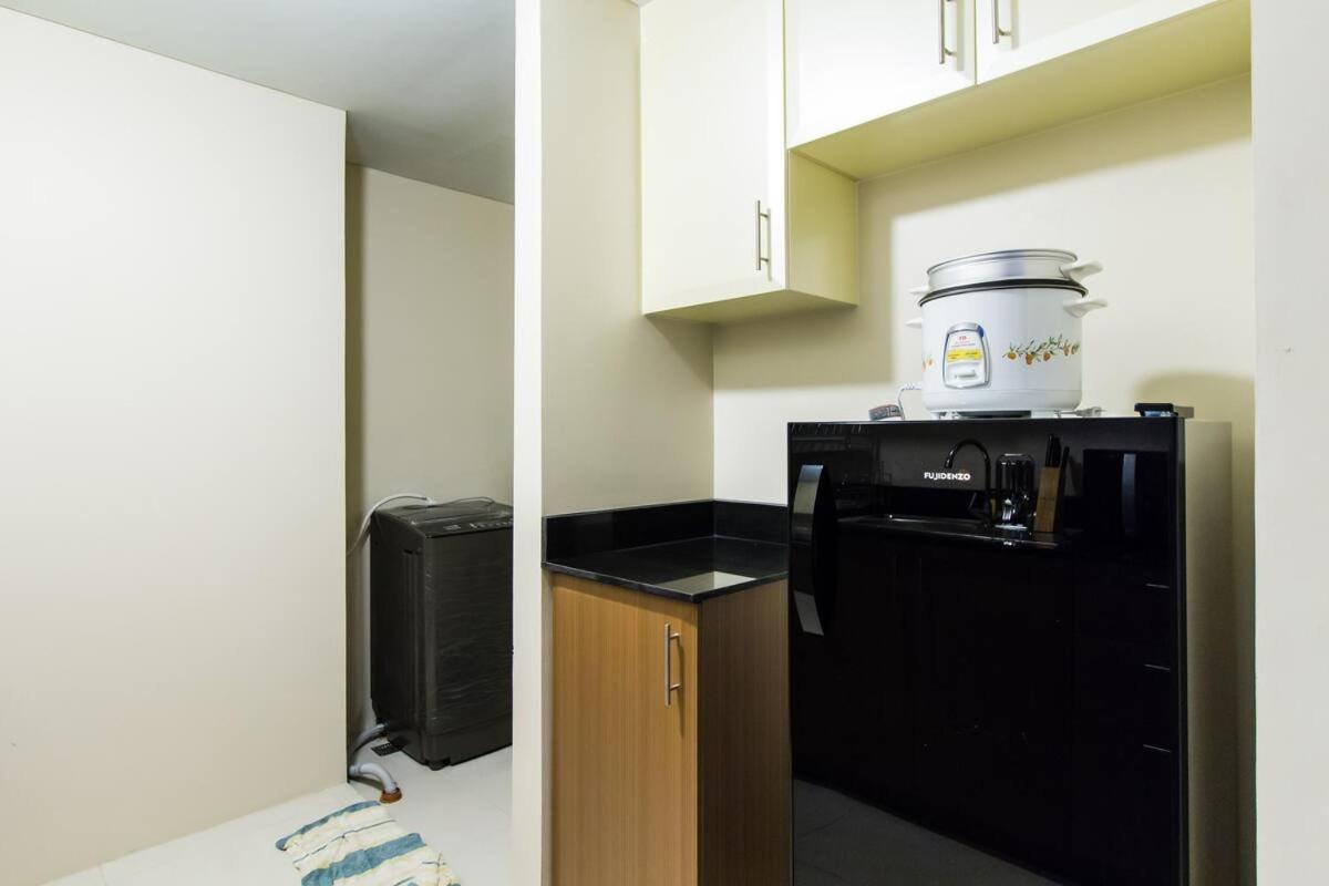 2 BR Condo Apartment near NAIA 3 Pasay City view 4