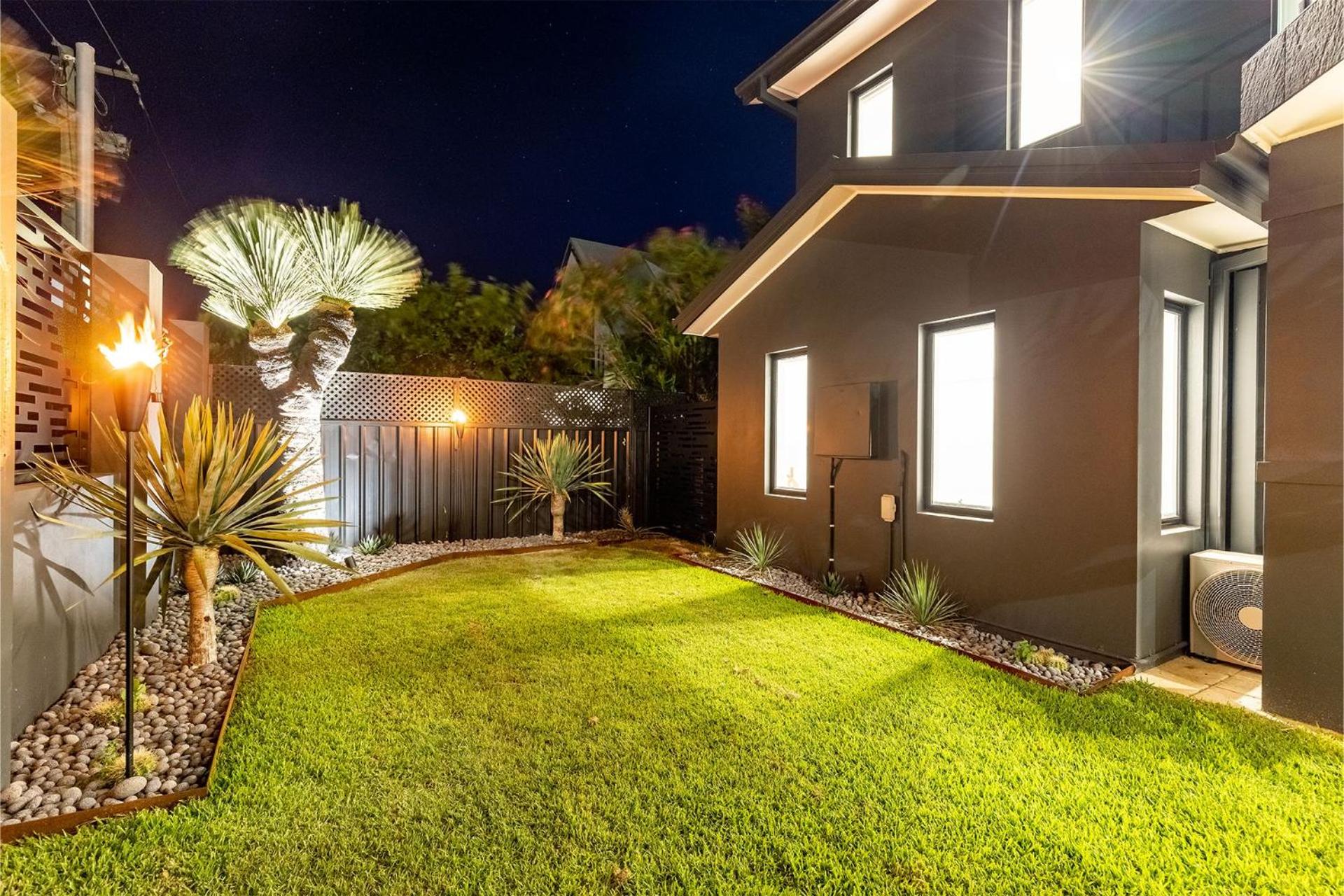 Beach Haven 3a Messines Street 4 Minute walk to the beach Wifi Air Con