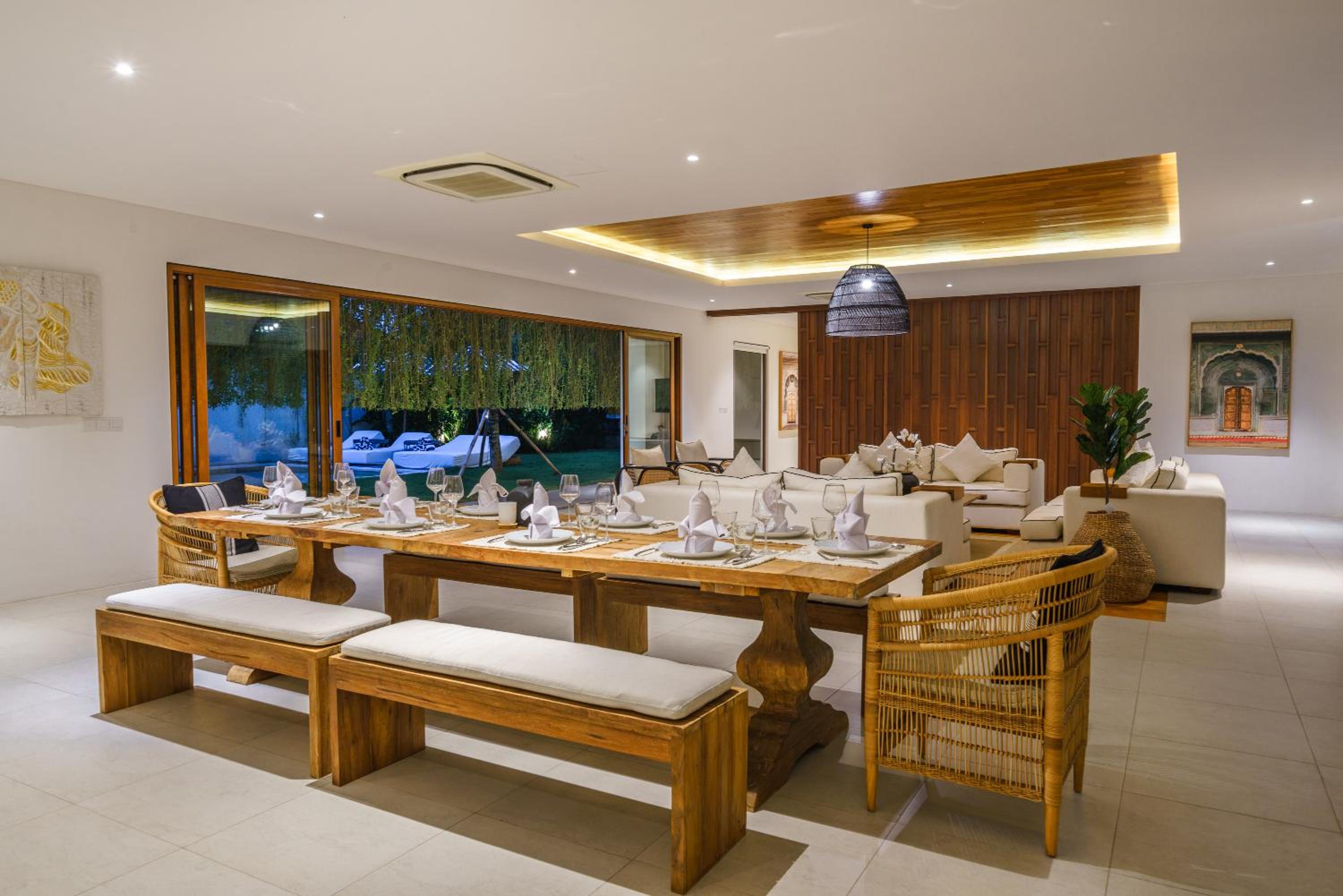 dining