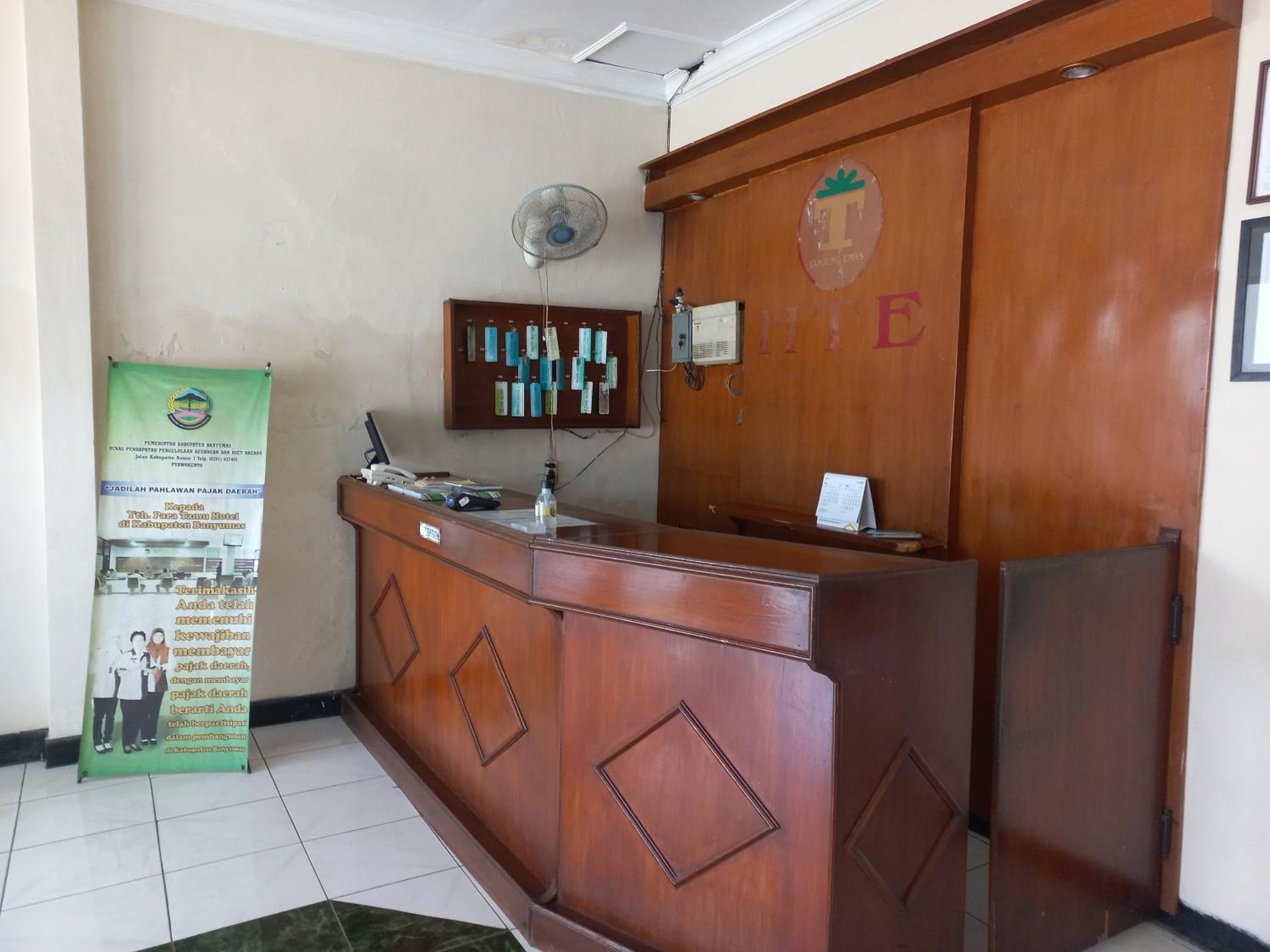 Collection O 92242 Hotel Tanjung Emas view 4