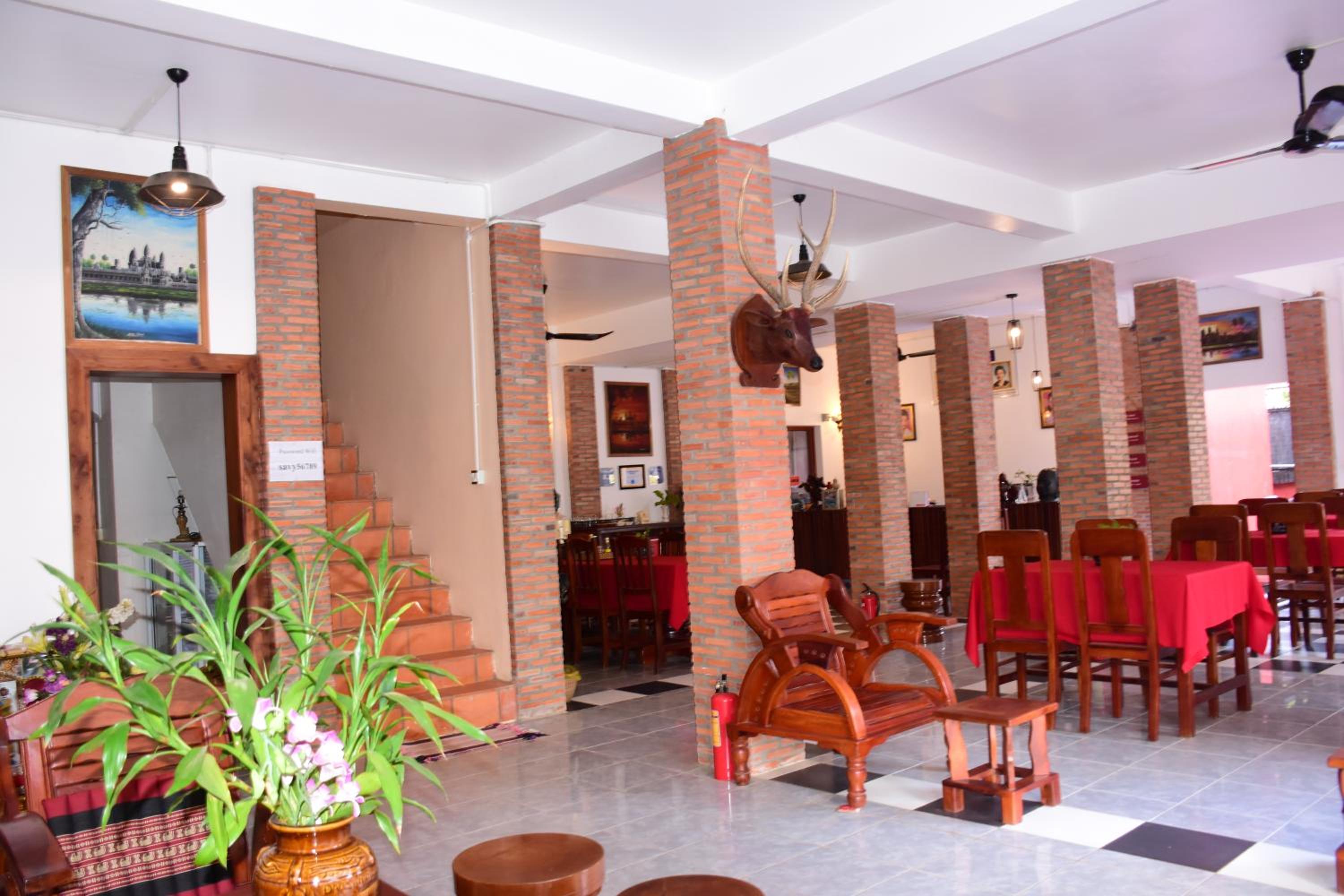 Bou Savy Guesthouse — photo 39