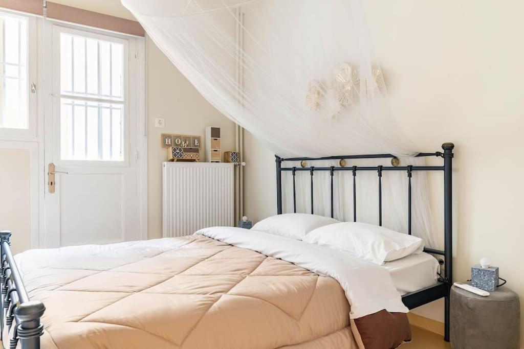 New Huge 5BDR/2bath Apt(+netflix)/1min toAcropolis photo 3