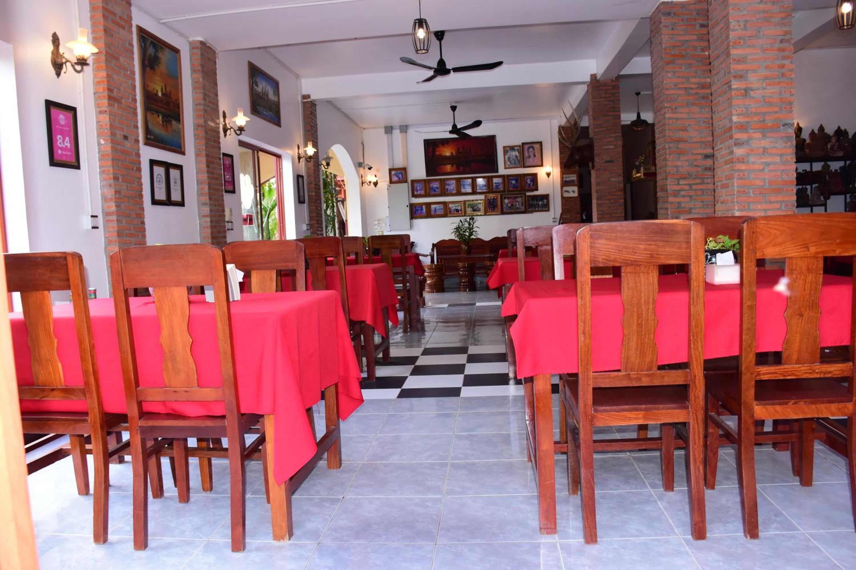 Bou Savy Guesthouse — photo 75