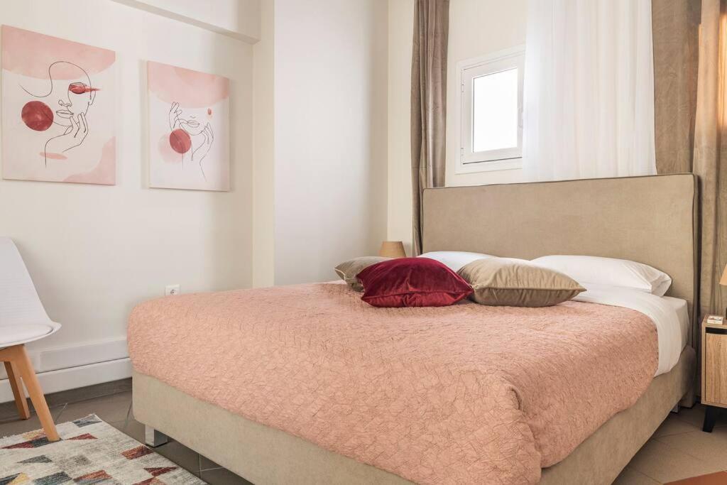HighEnd 5BDR NewApt w/Breathtaking Acropolis View