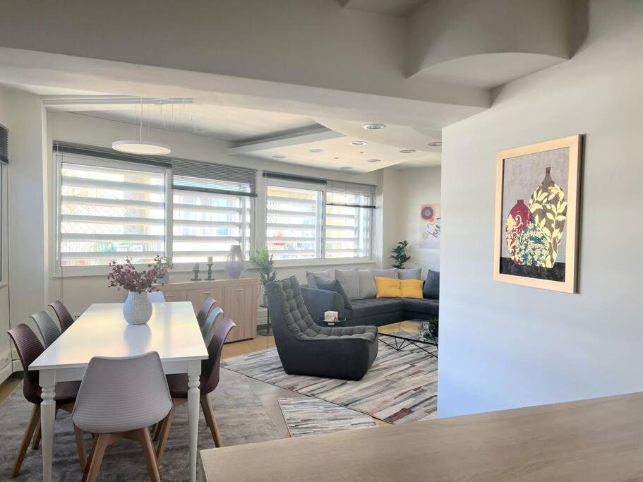HighEnd 5BDR NewApt w/Breathtaking Acropolis View