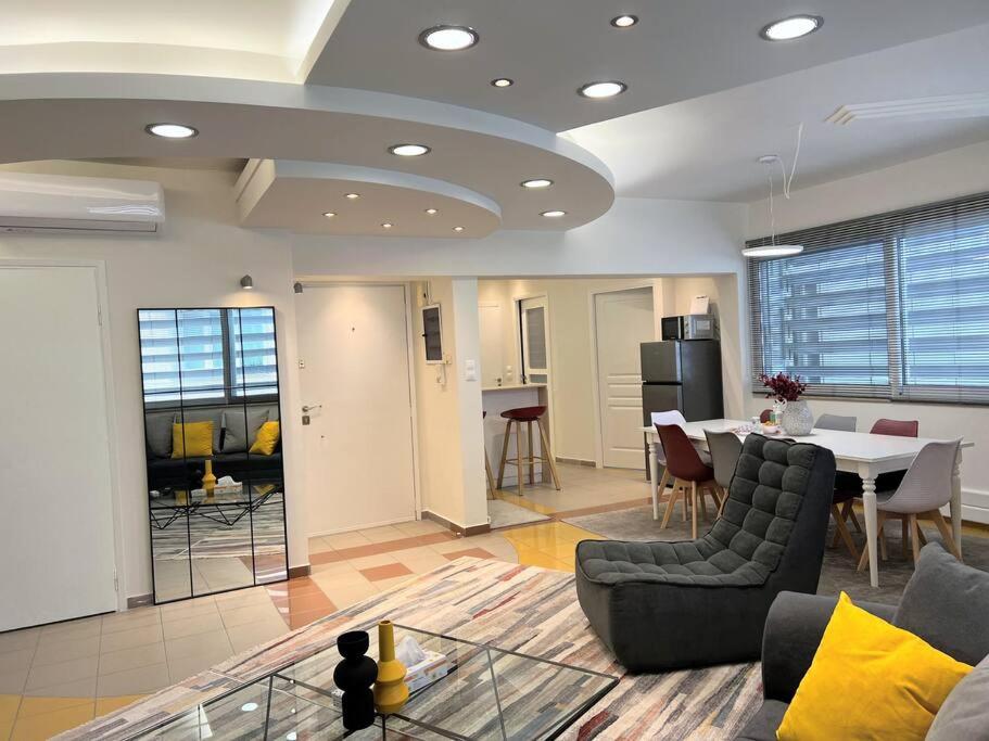 HighEnd 5BDR NewApt w/Breathtaking Acropolis View