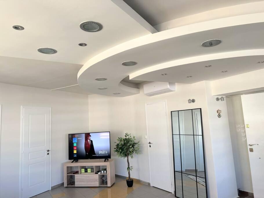 HighEnd 5BDR NewApt w/Breathtaking Acropolis View