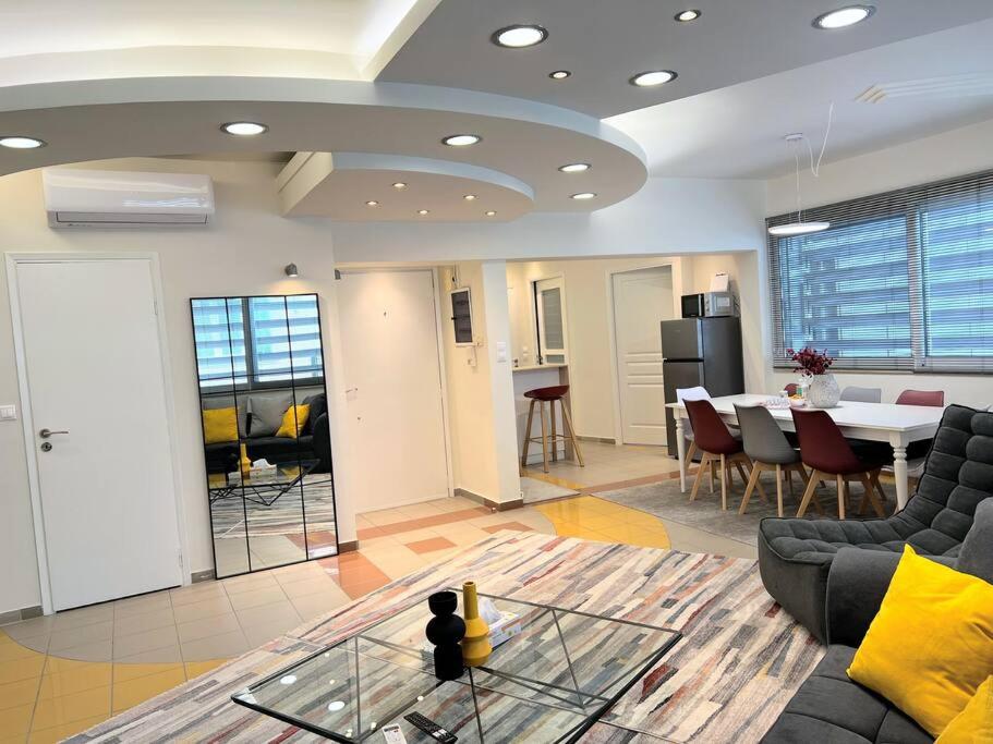 HighEnd 5BDR NewApt w/Breathtaking Acropolis View