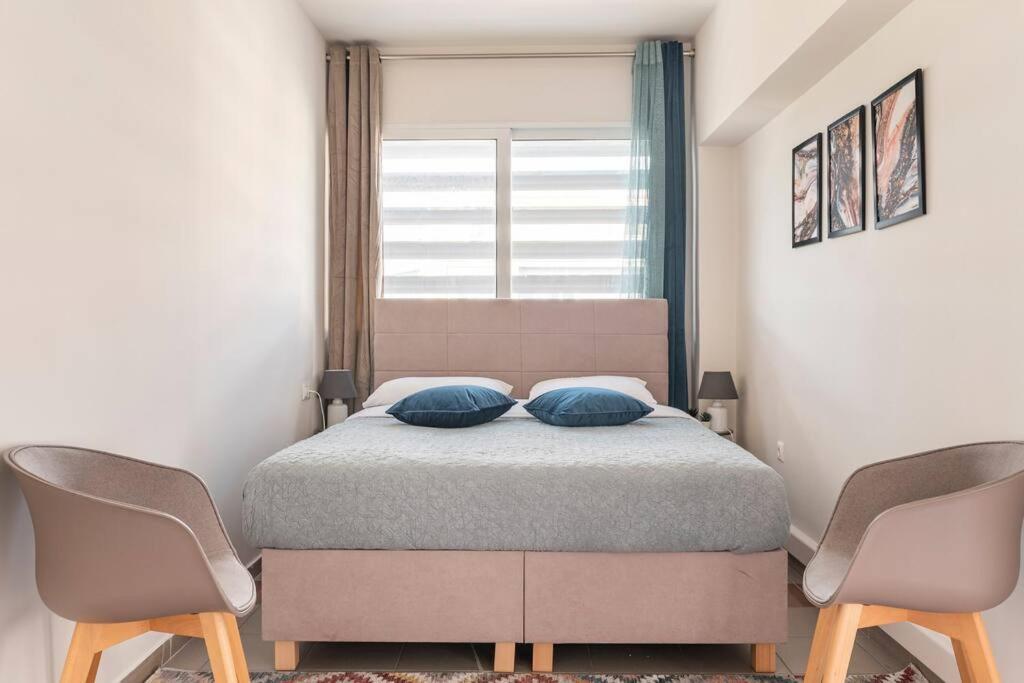 HighEnd 5BDR NewApt w/Breathtaking Acropolis View