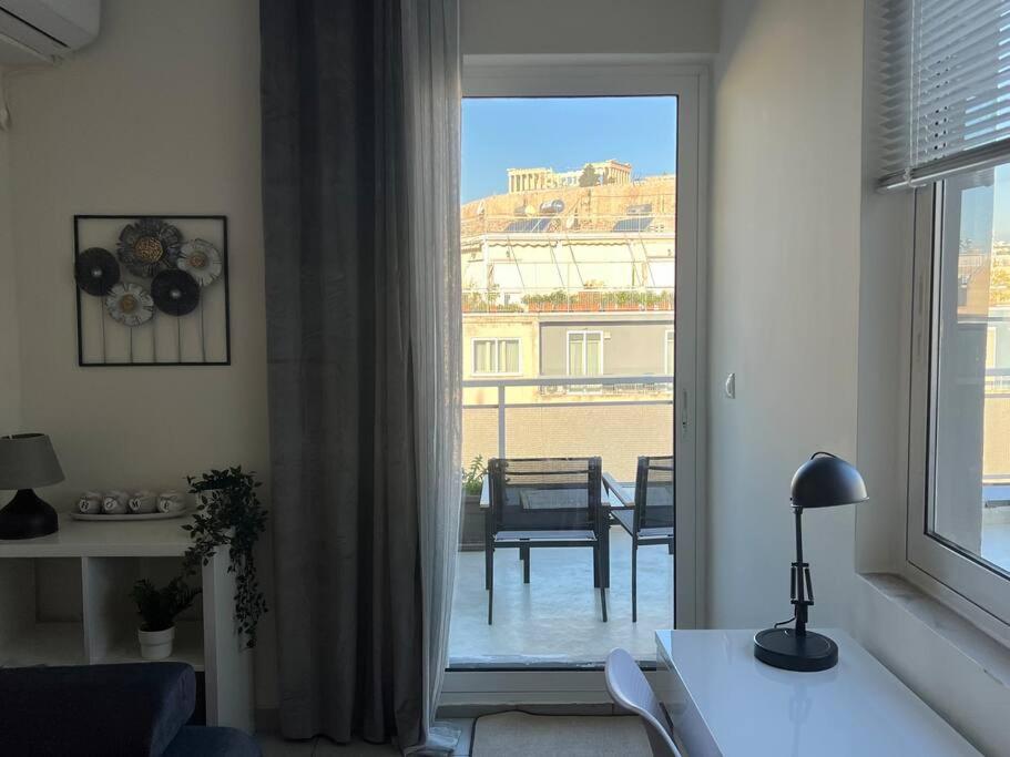HighEnd 5BDR NewApt w/Breathtaking Acropolis View