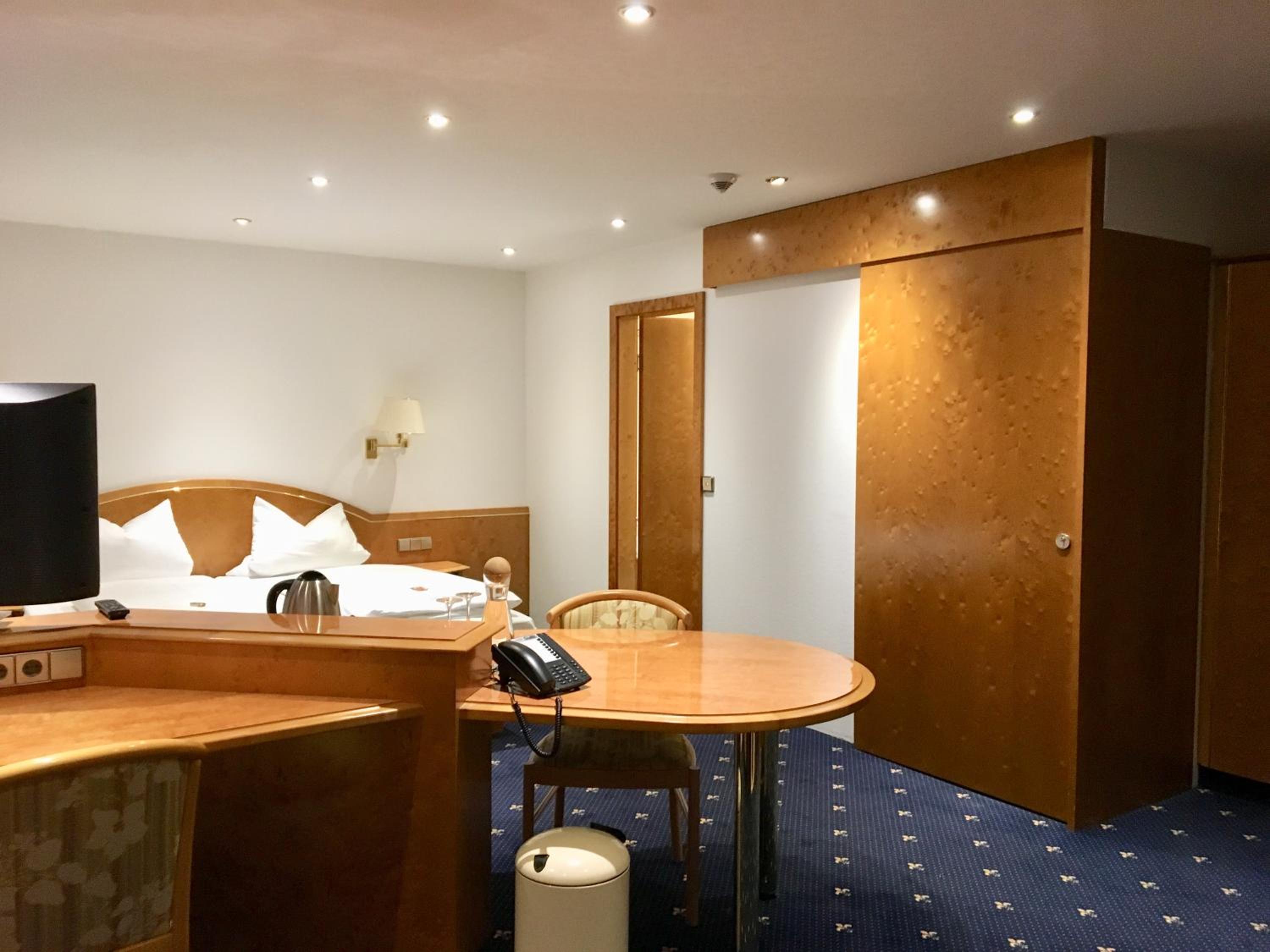 Hotel Engel - Property Image 8