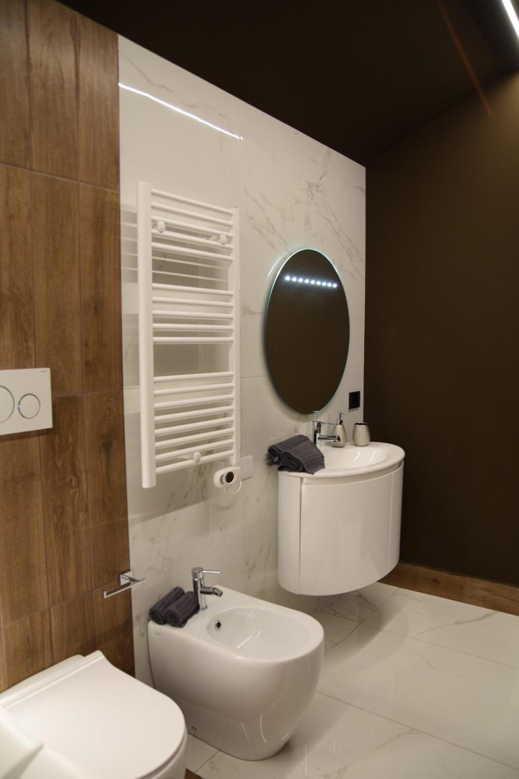 Rebecca House suites