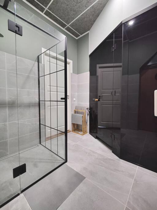 SEPA SHACK - newly renovated apartment with sauna view 5