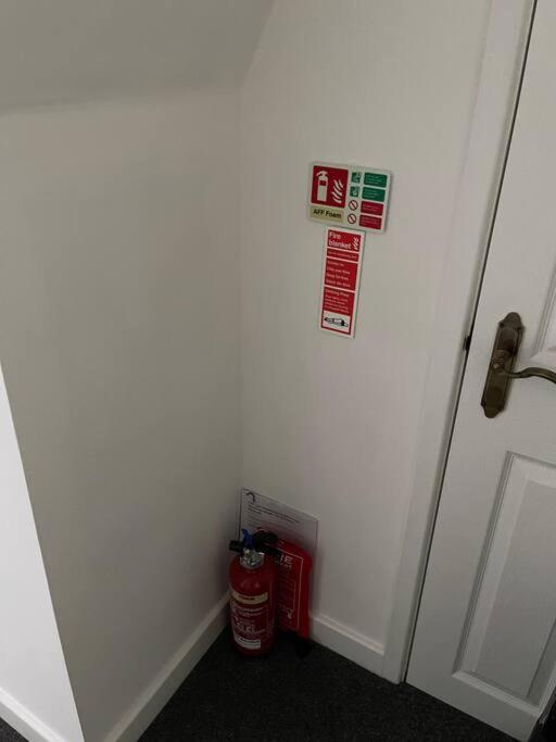 Quirky one bed flat, Barbican area, Plymouth view 4