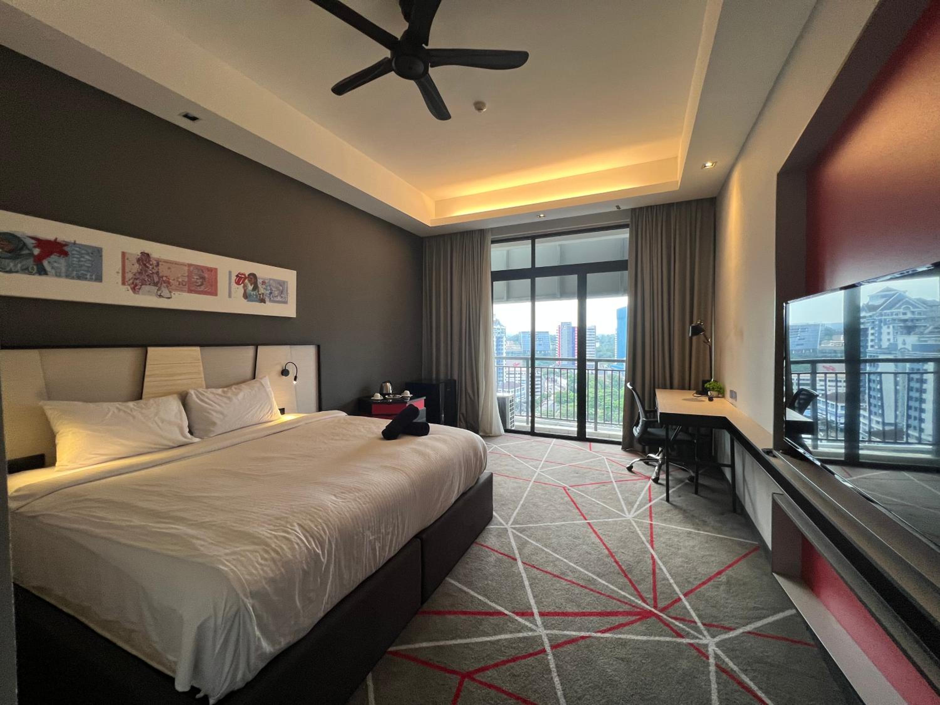 ComfyHomes M101 Dang Wangi Pool KLCC View