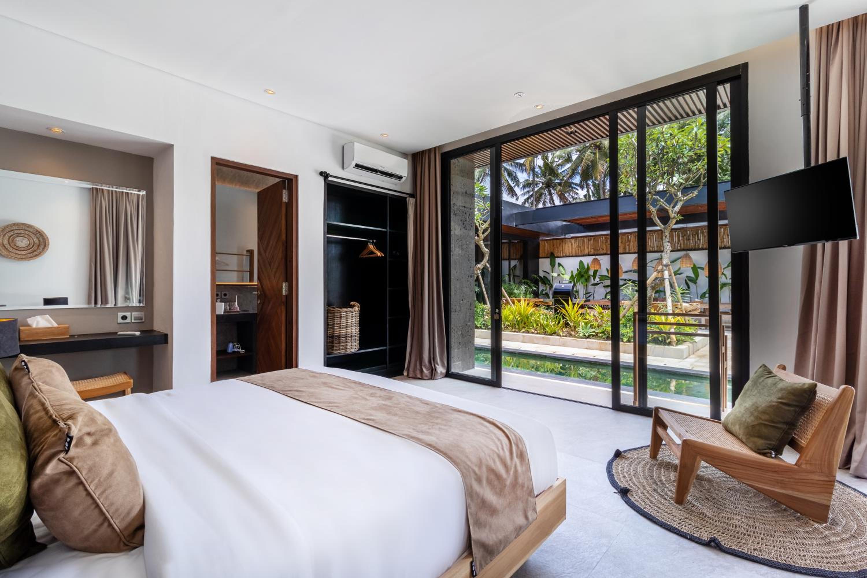 Villa Palm Paradise by BaliSuperHost view 4