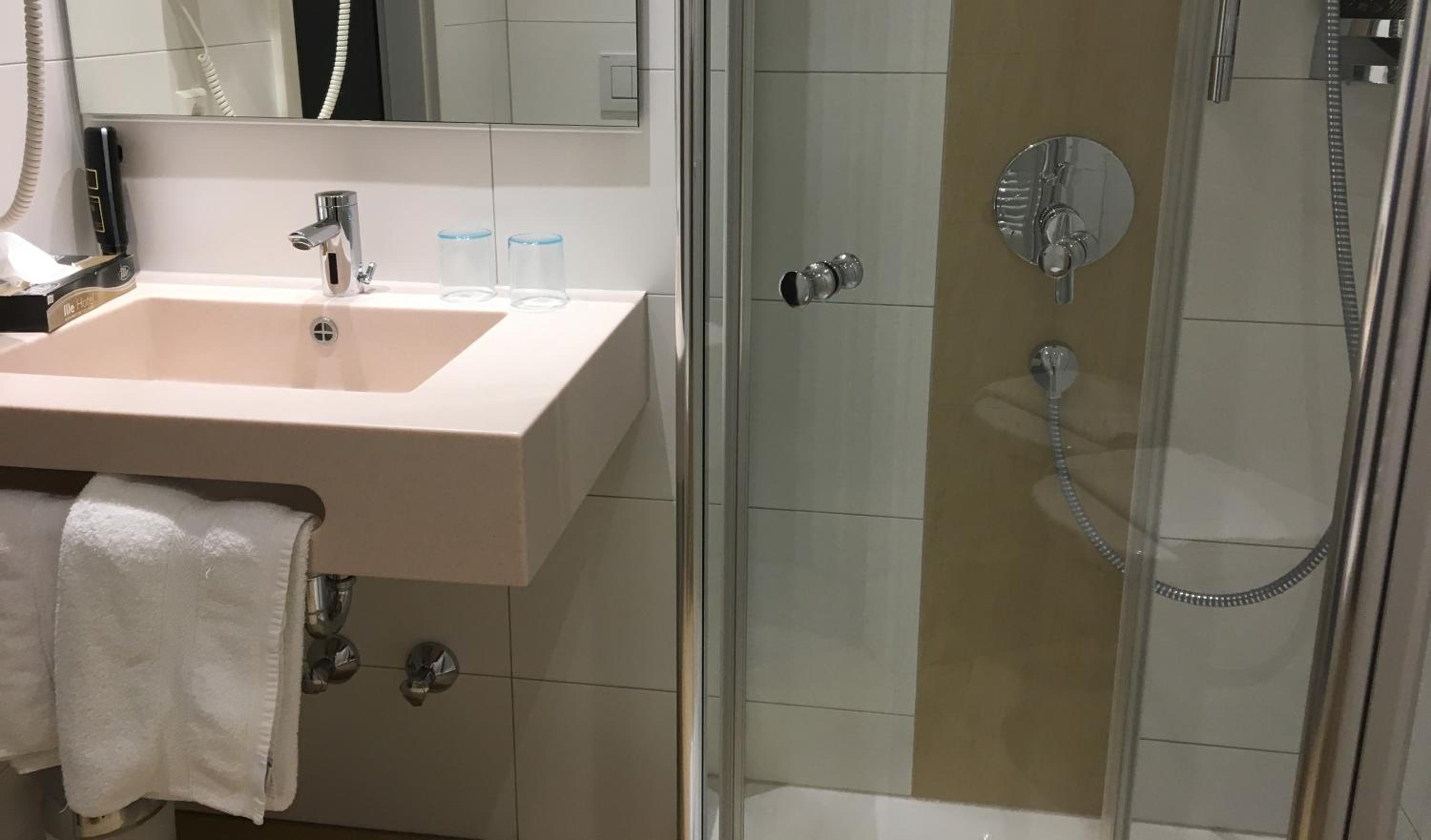 Hotel Engel - Property Image 12