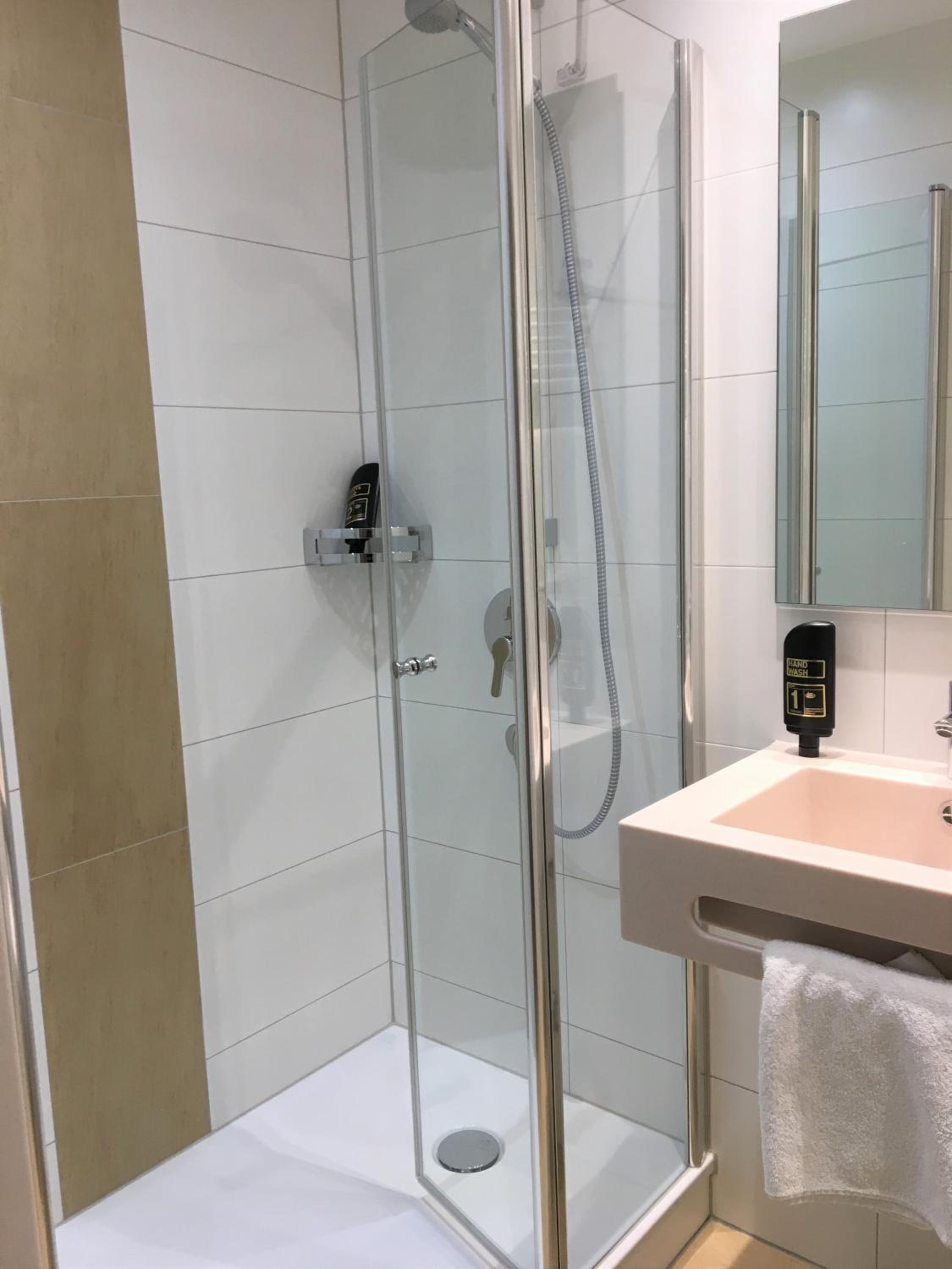 Hotel Engel - Property Image 13
