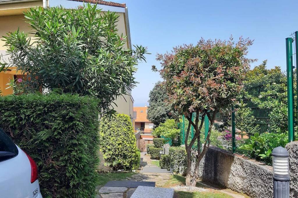Apartamento con piscina en Portosín