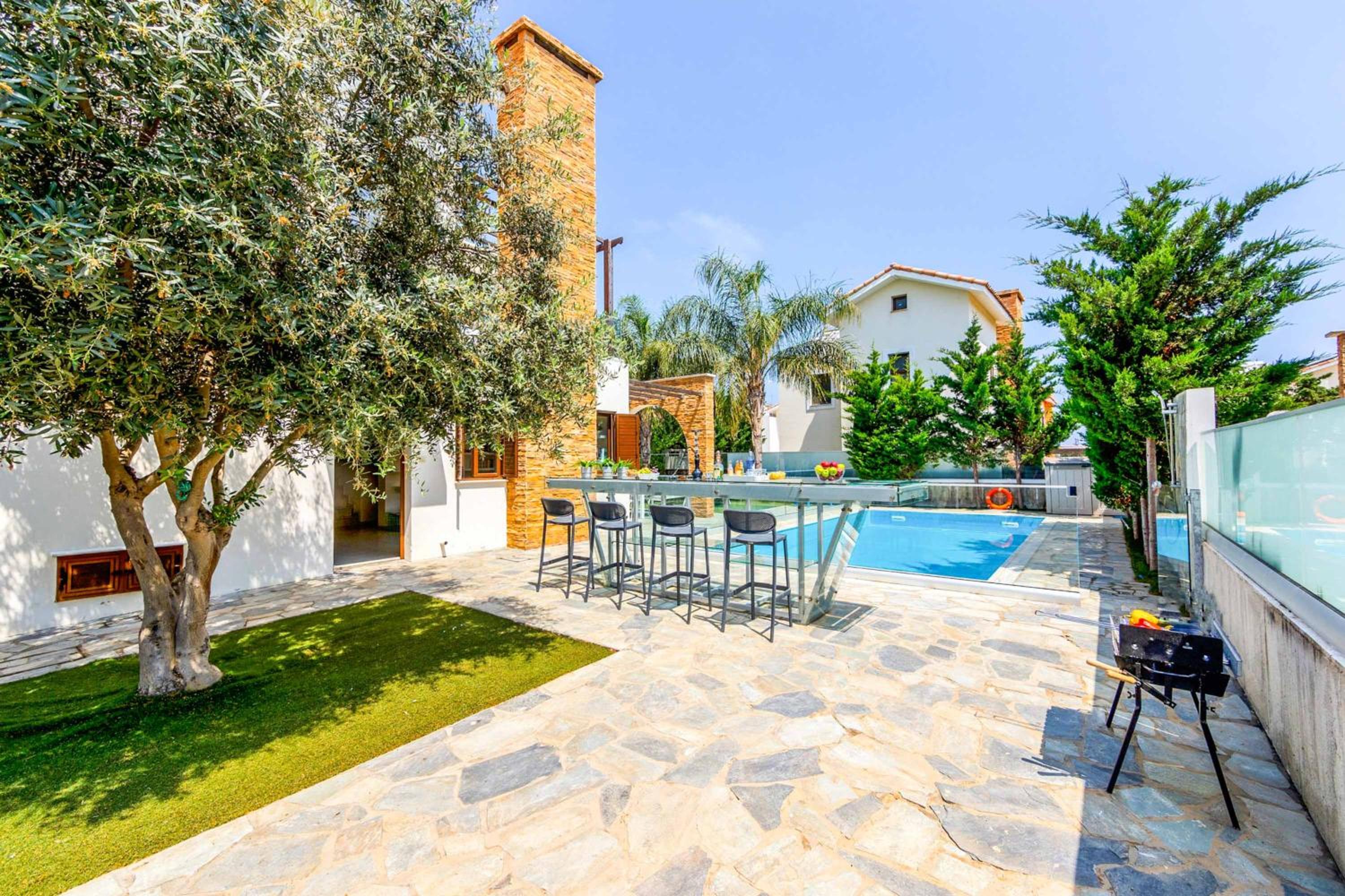 Ionion seaside villa