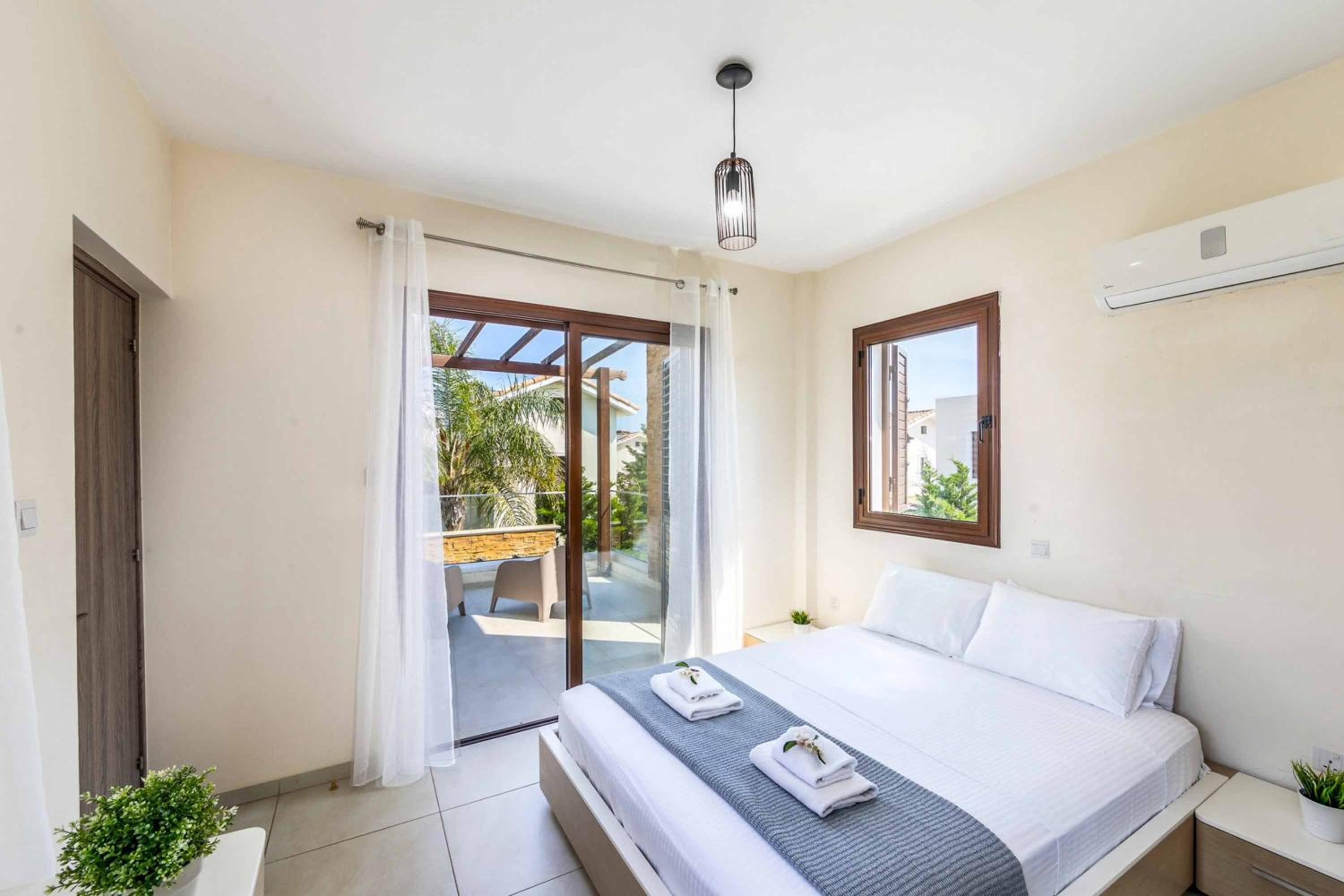 Ionion seaside villa