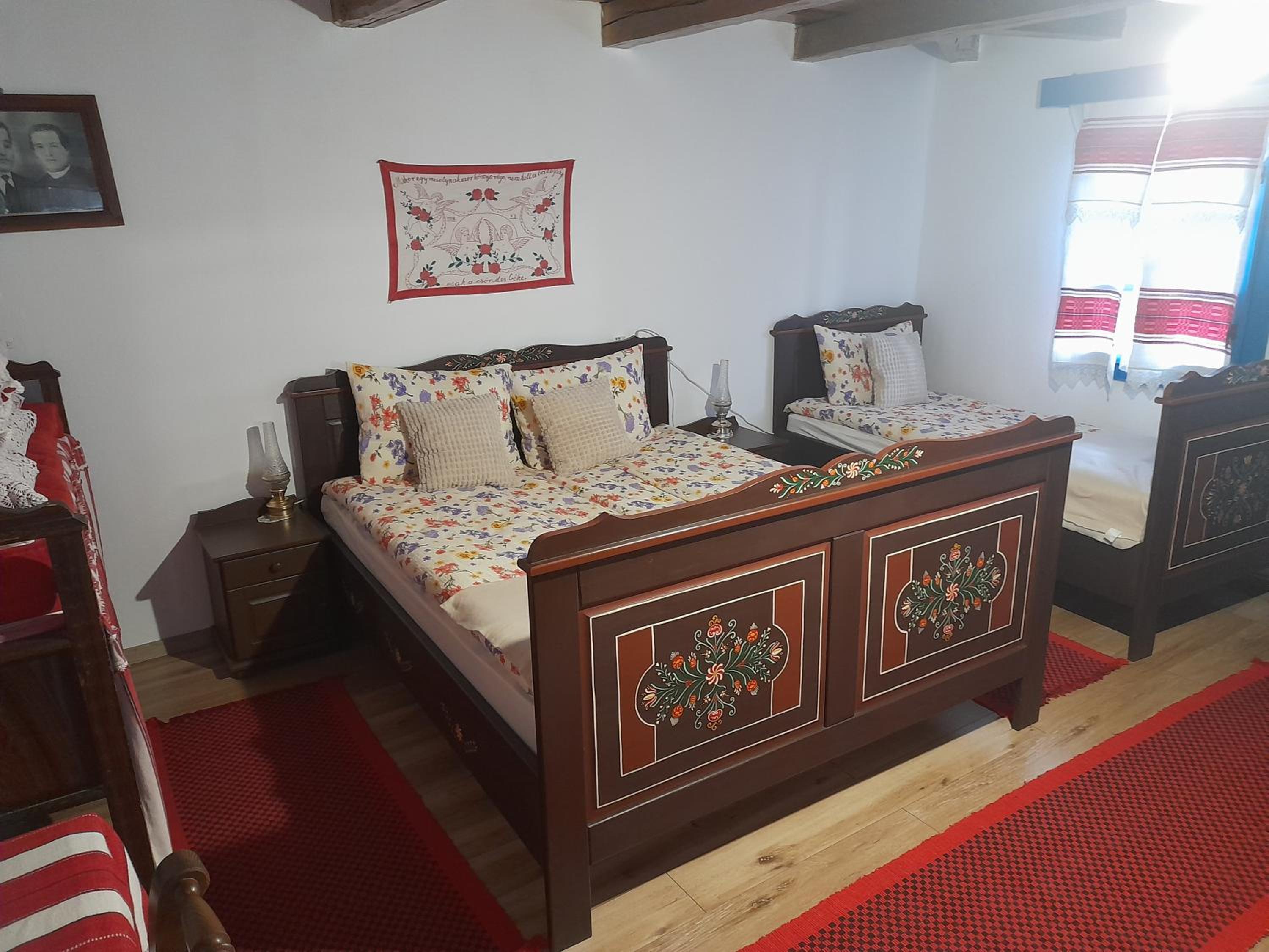 Székelyföld ,Siklódi Kő Vendégház, Tornácosház view 5