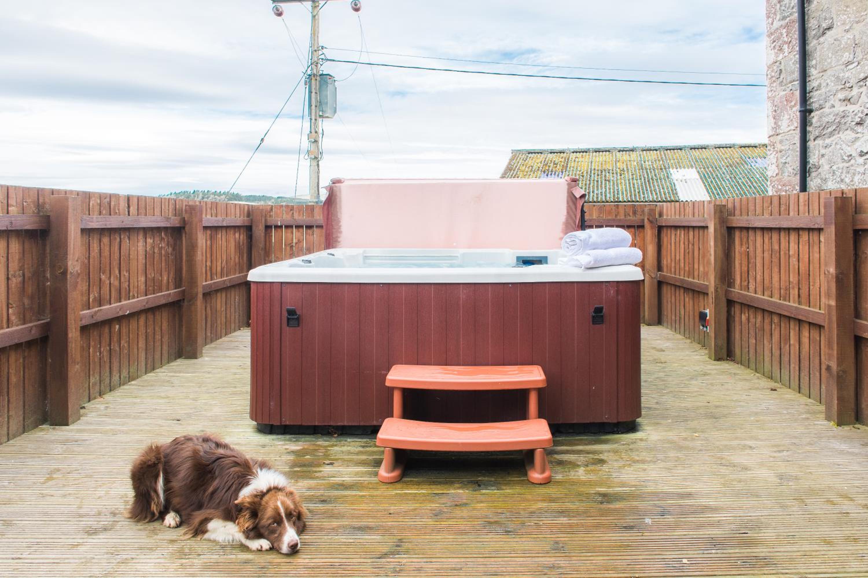 Keepers Lodge with Hot Tub