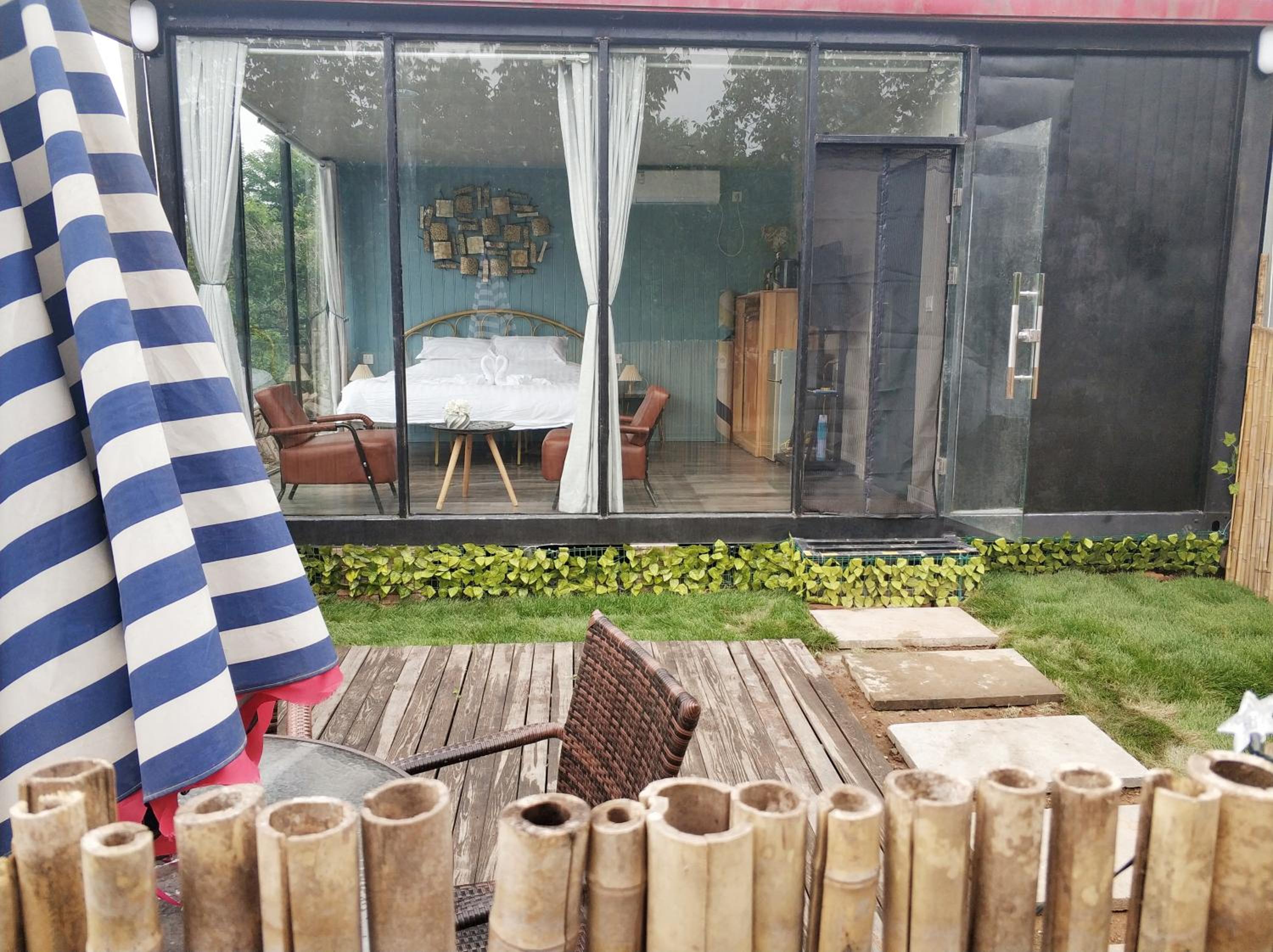 Billina Private Boutique Garden Cottage