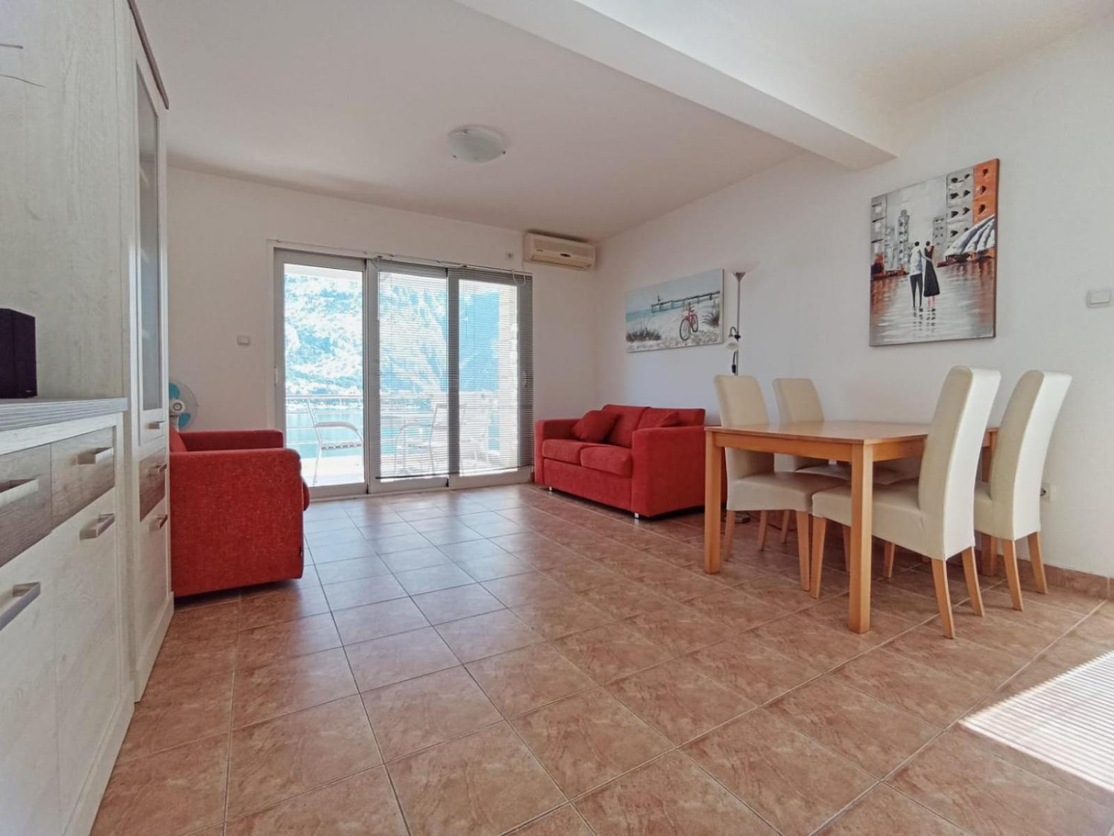 Apartment Kotor
