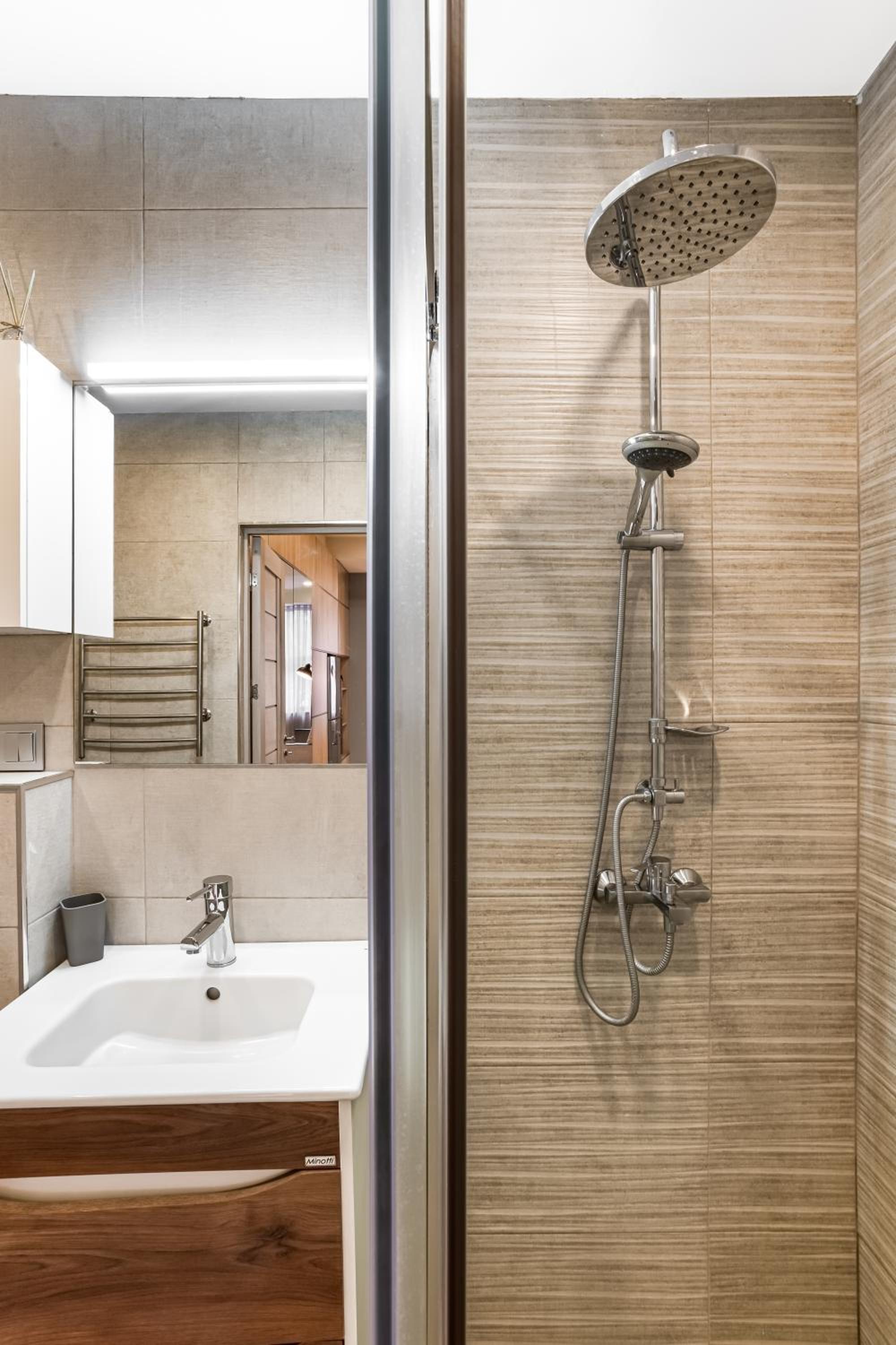 Ganges Apartment by Downtown Inn