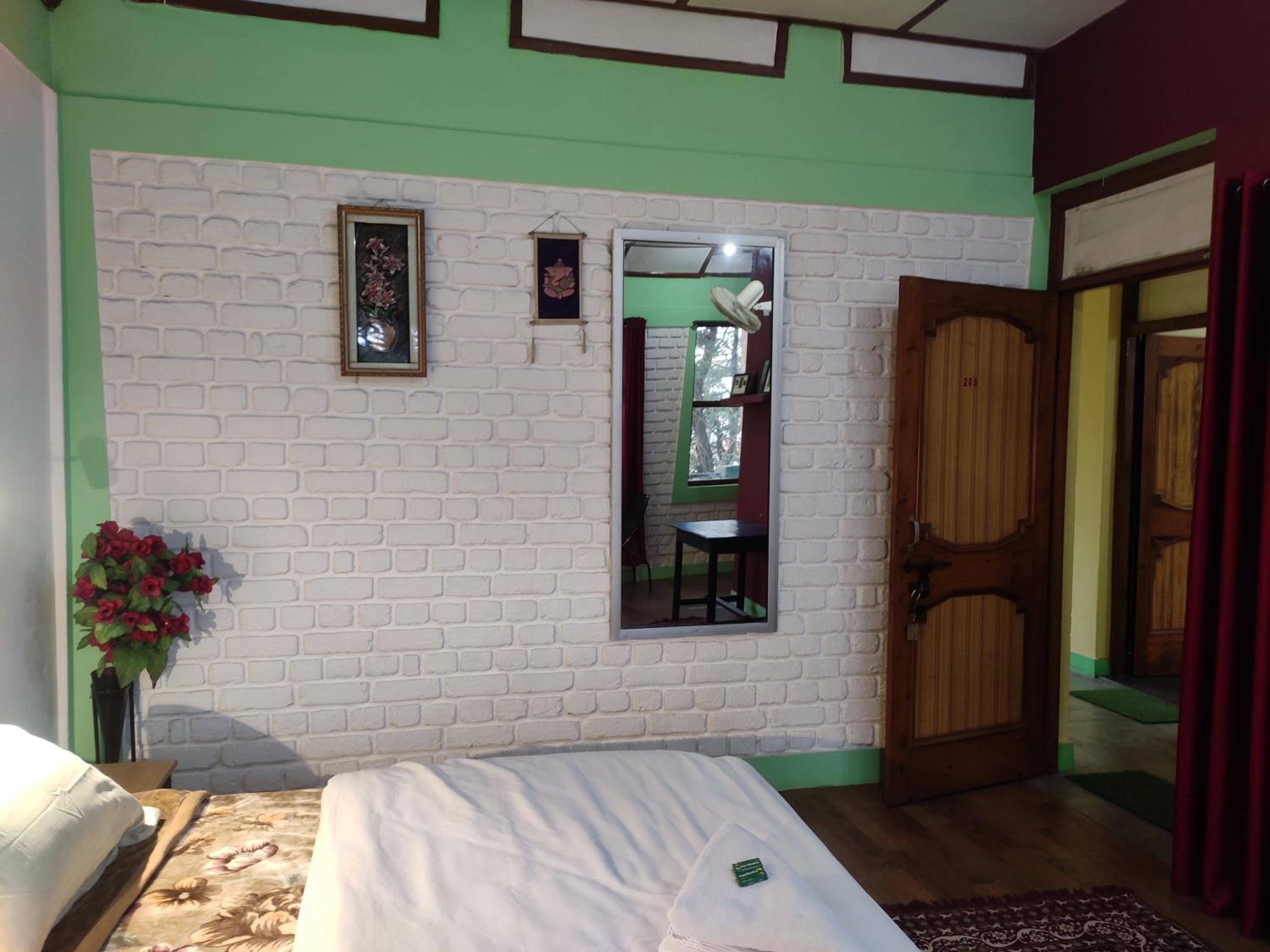 Photo 57