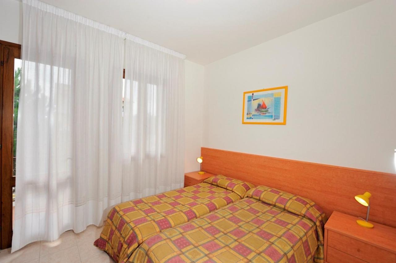 Amazing villa with private garden in Bibione