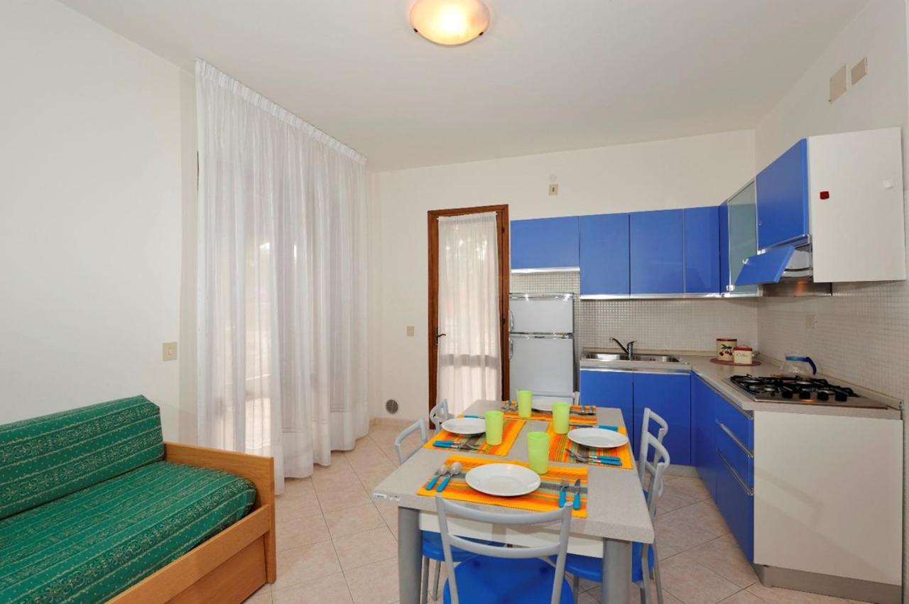 Amazing villa with private garden in Bibione