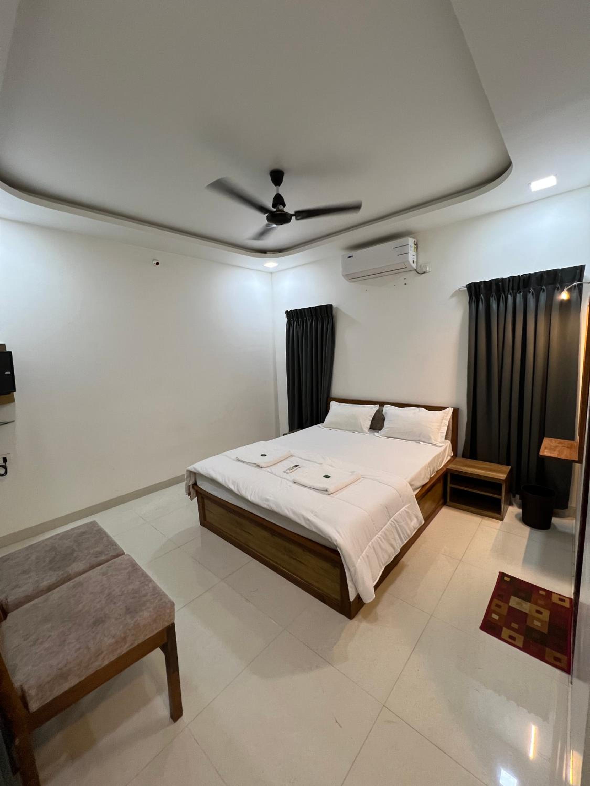iIRA Stays-Sea Coast Farm view 4