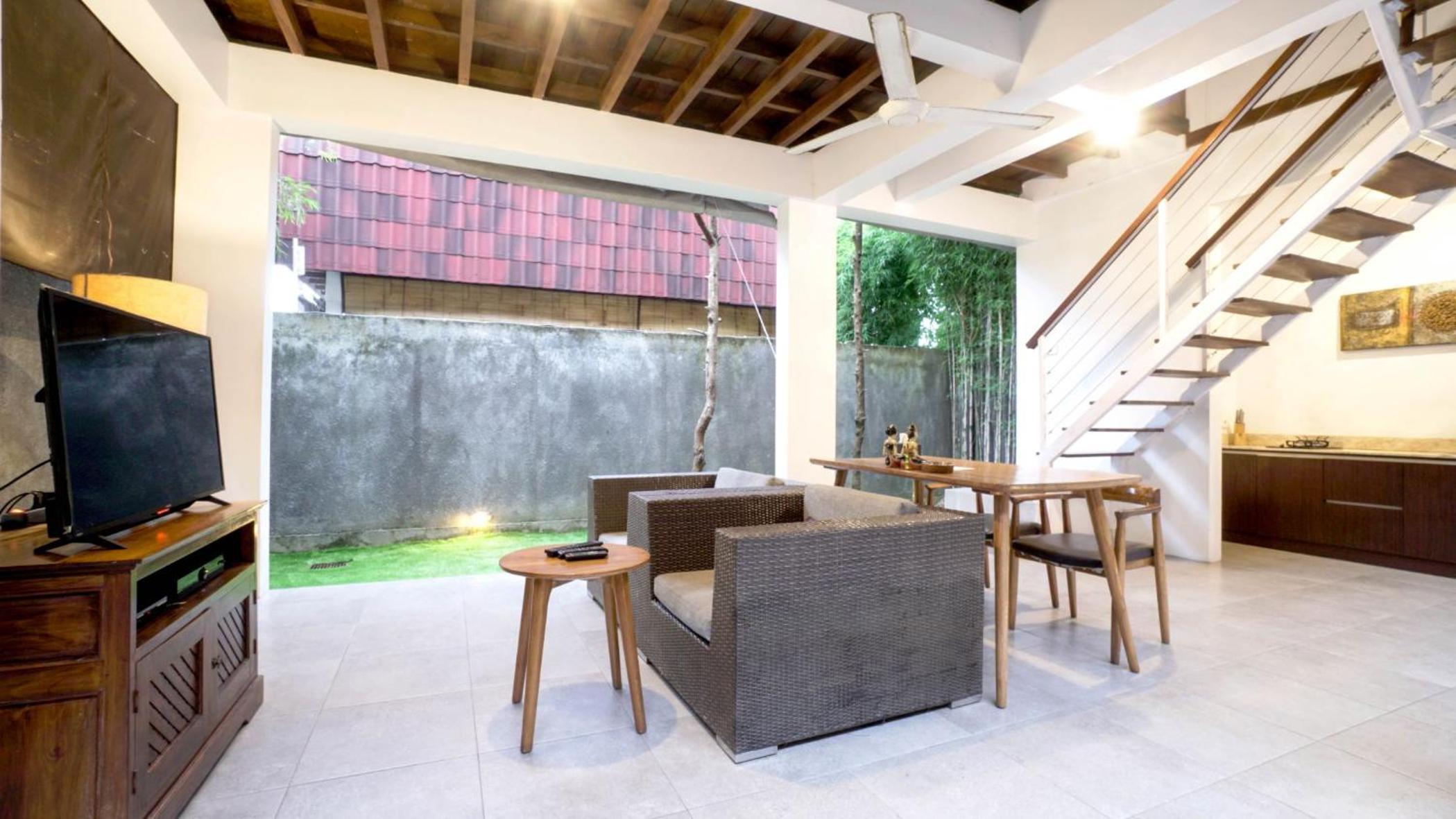 The Lumbung Wood Villa