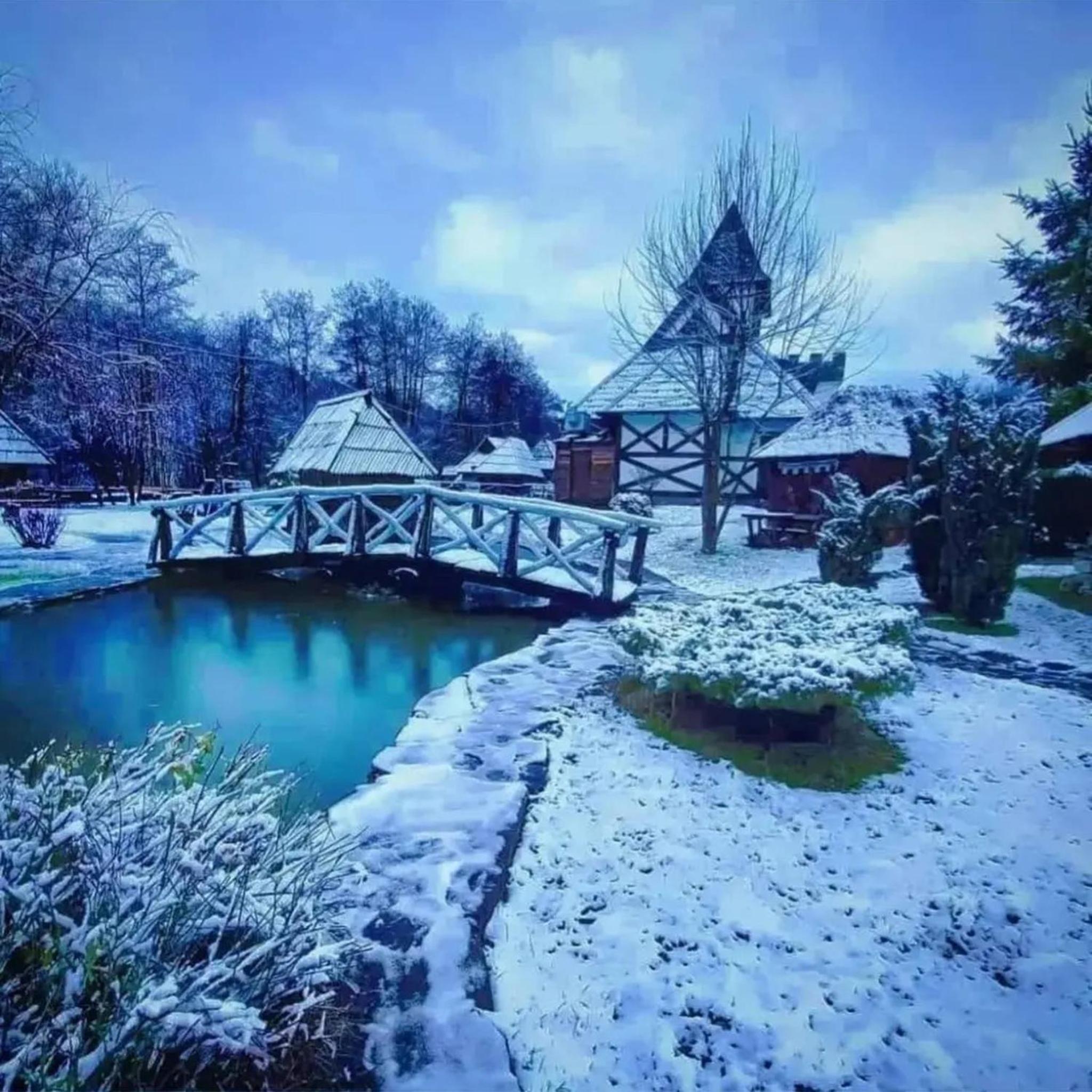 Kraljevsko selo Kotromanićevo