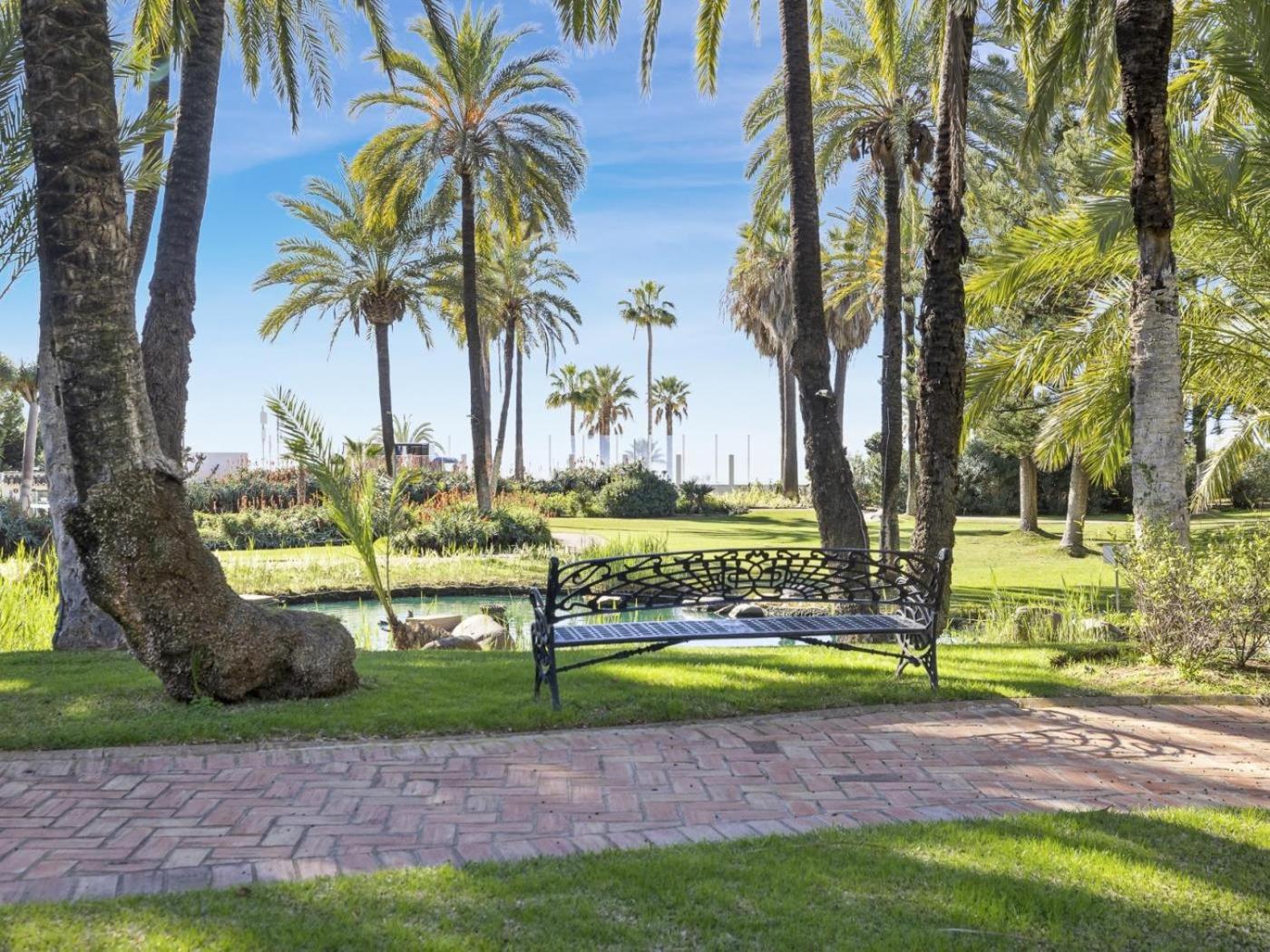 Apartamento de 2 dormitorios en Playas del Duque view 5