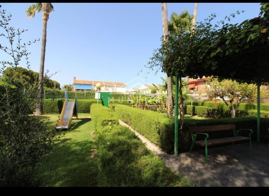 Appartement proche mer avec piscine