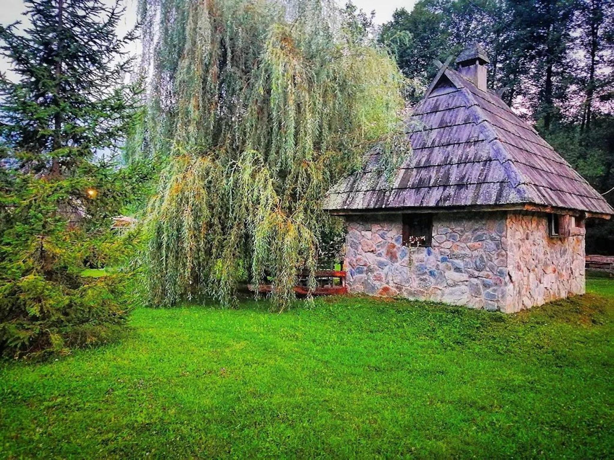 Kraljevsko selo Kotromanićevo