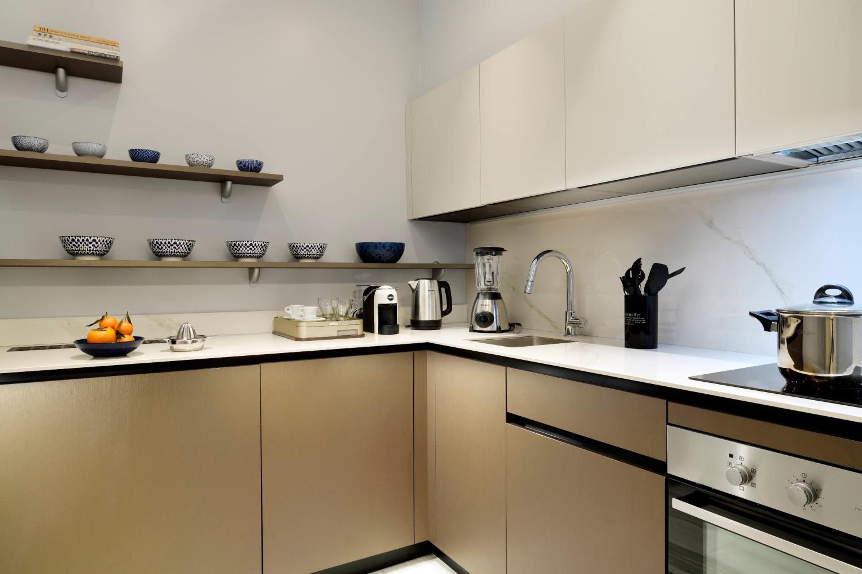 Luxury Apartments by Palazzo Portinari Salviati