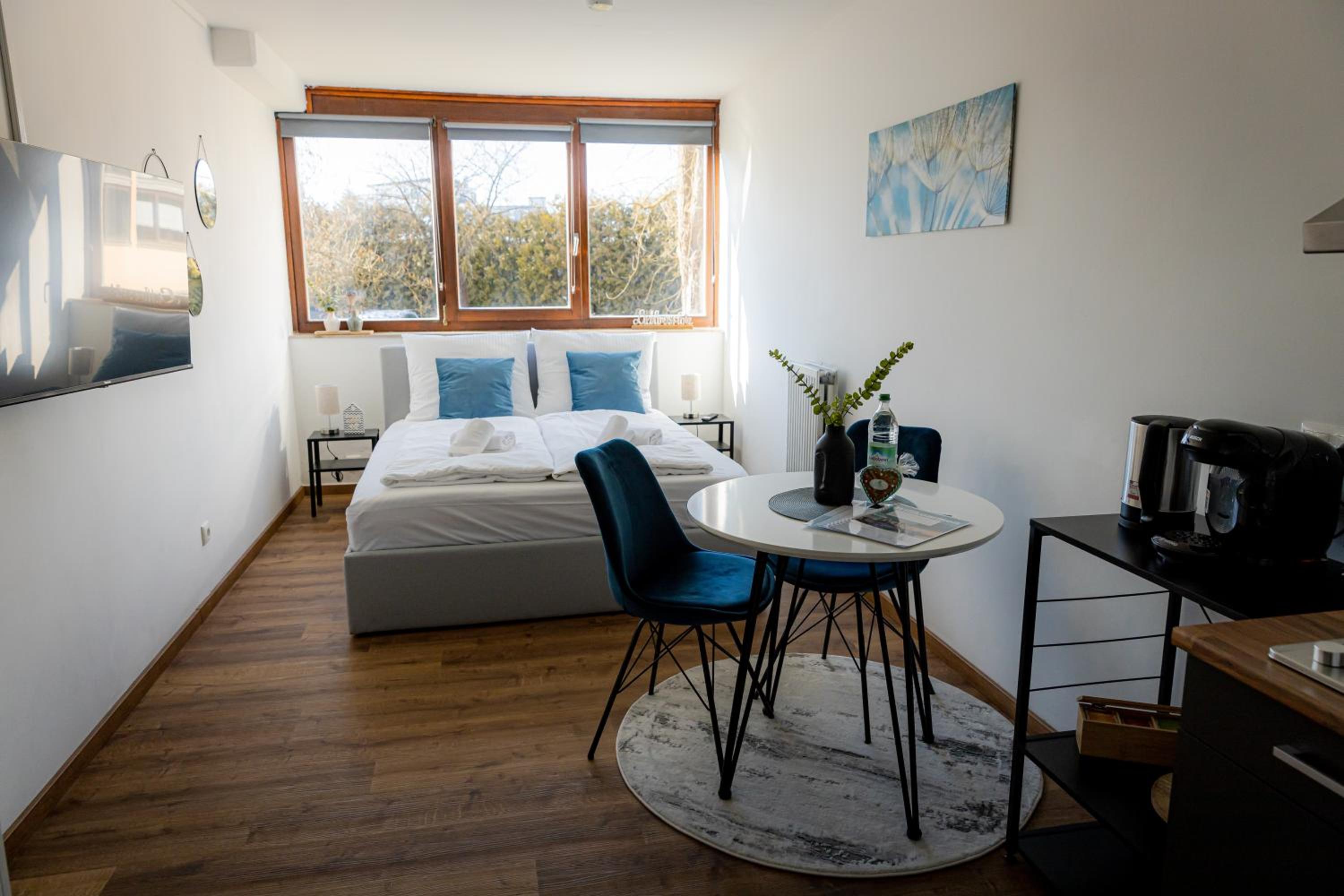 Come4Stay Passau - Holzheim I Modern I WLAN I Küche I Parkplatz I SmartTV mit Netflix