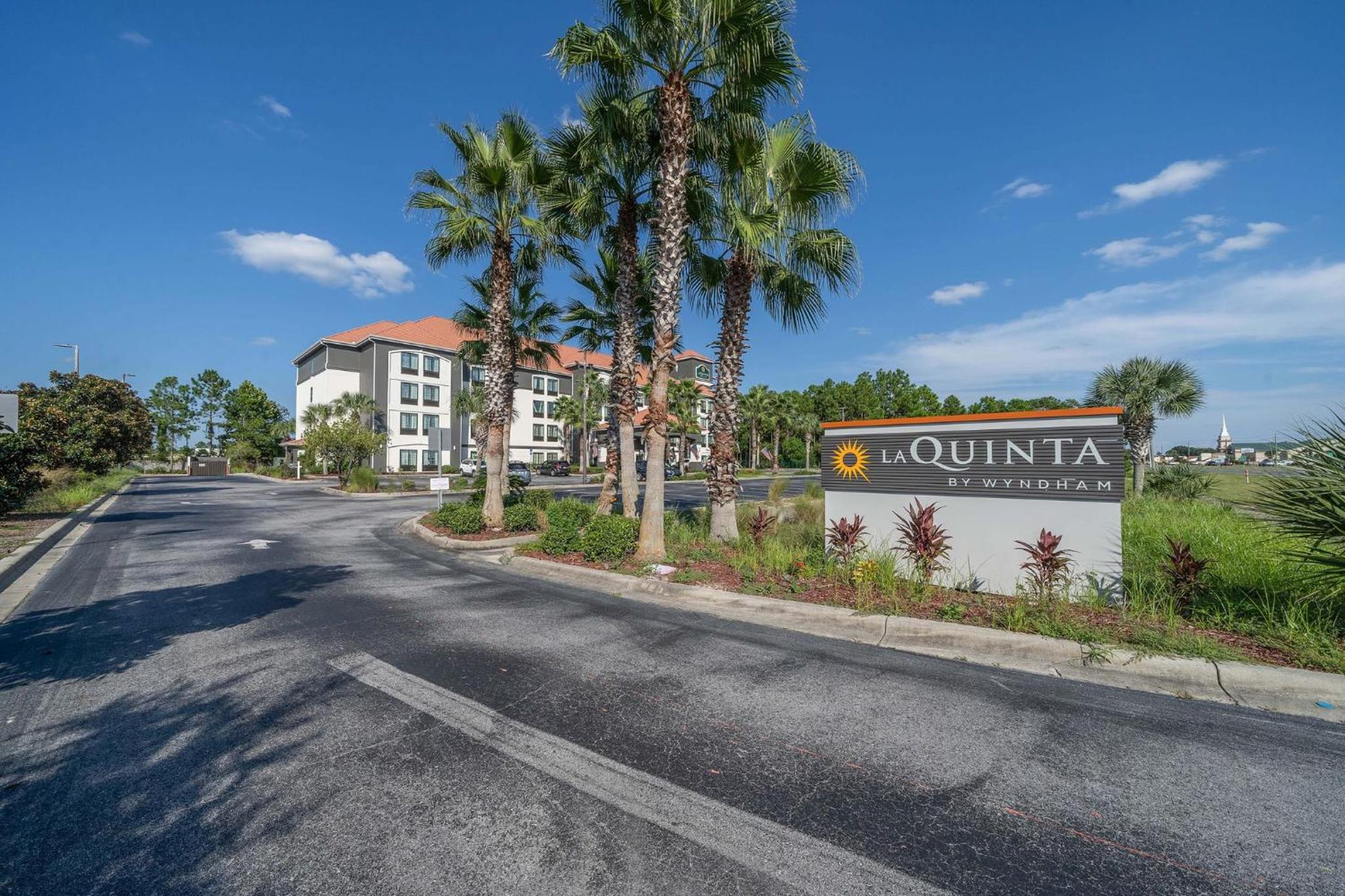 Hotel La Quinta by Wyndham PCB Pier Park area - Image 1