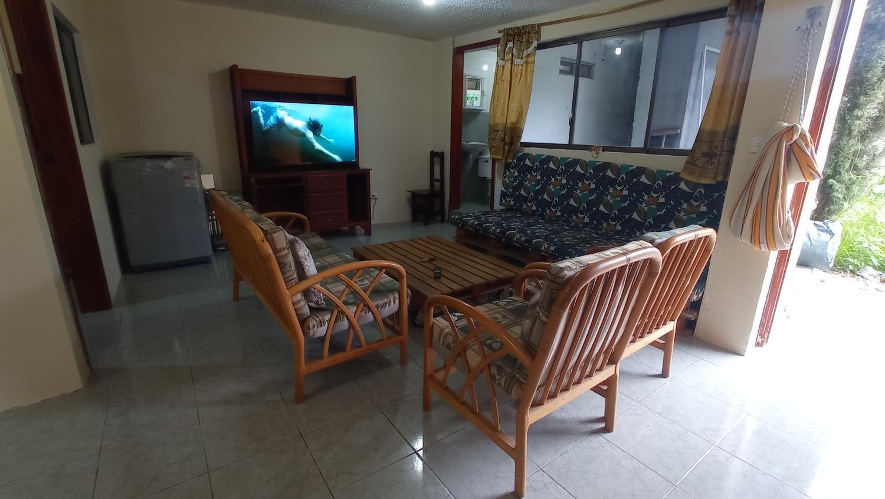 Avispero's House