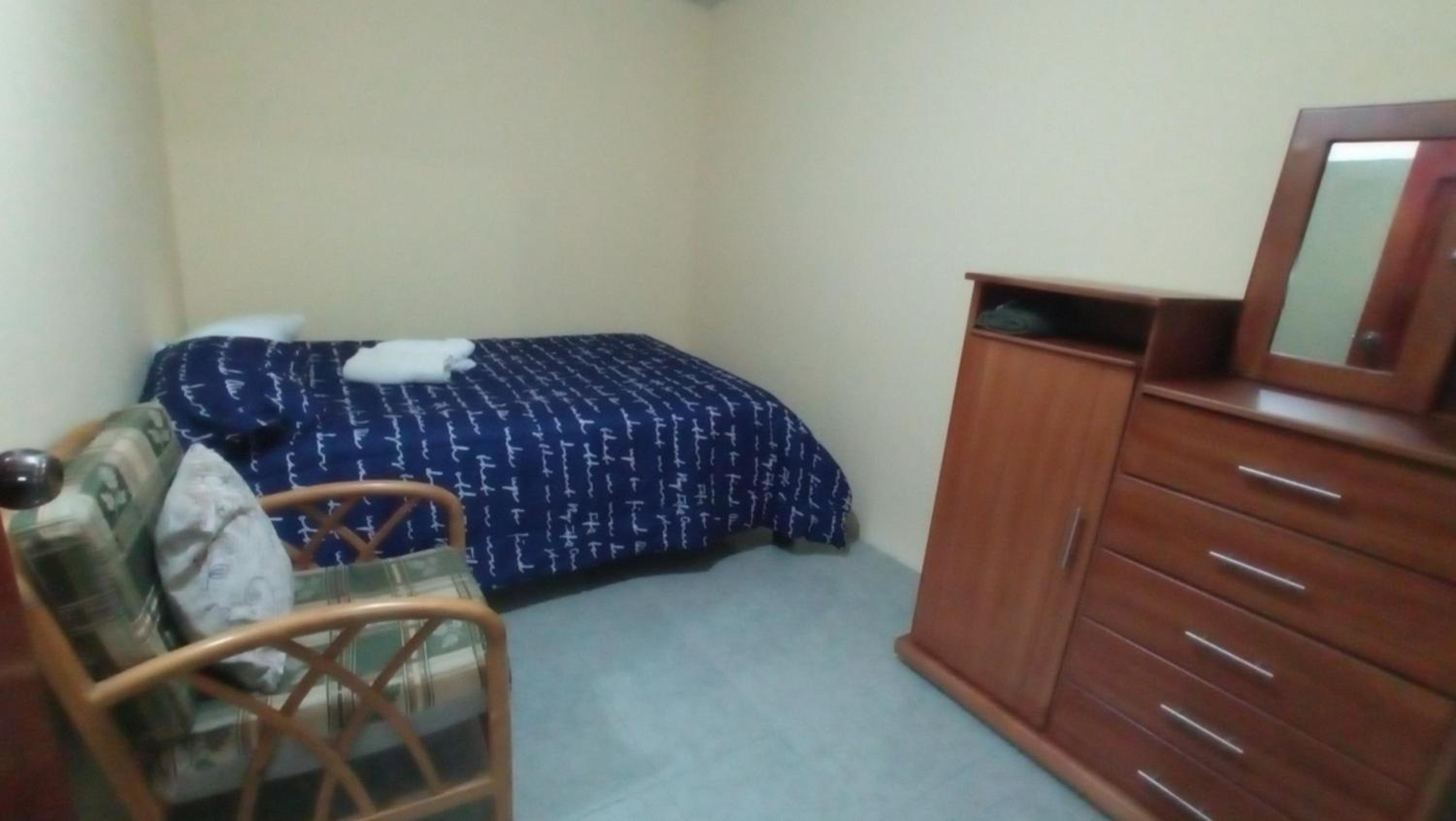 Avispero's House