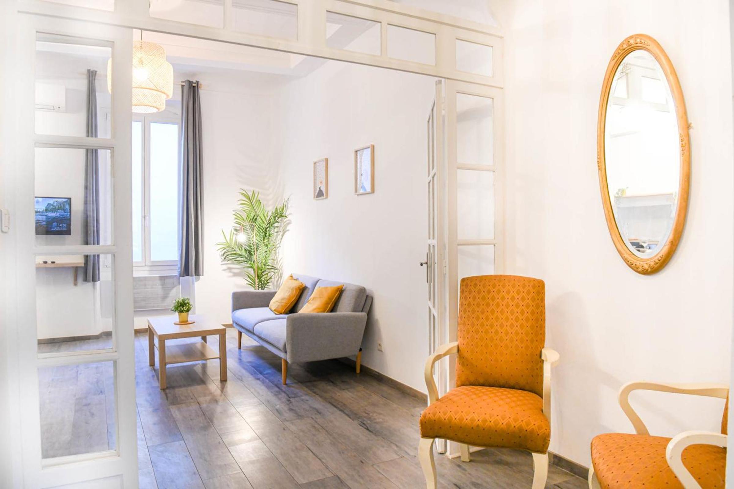 Vieux-Port Grand appartement 2 ch avec terrasse