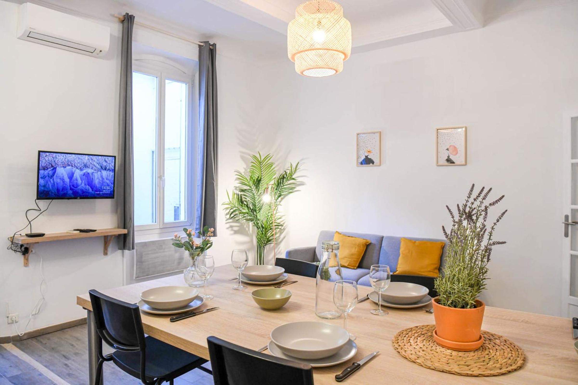 Vieux-Port Grand appartement 2 ch avec terrasse