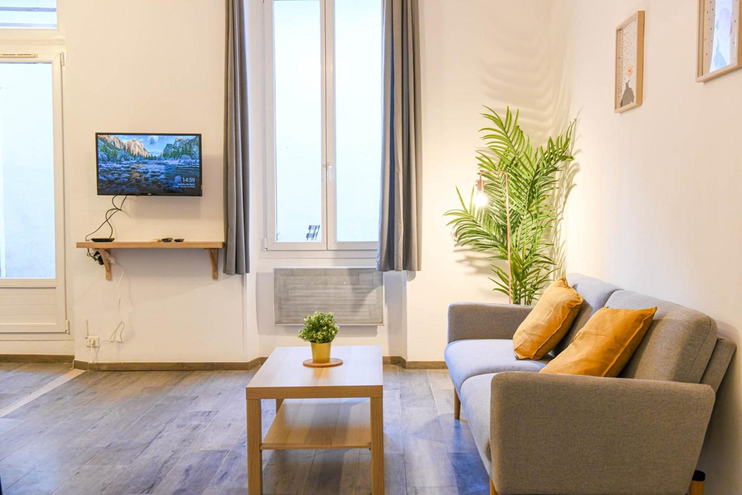 Vieux-Port Grand appartement 2 ch avec terrasse